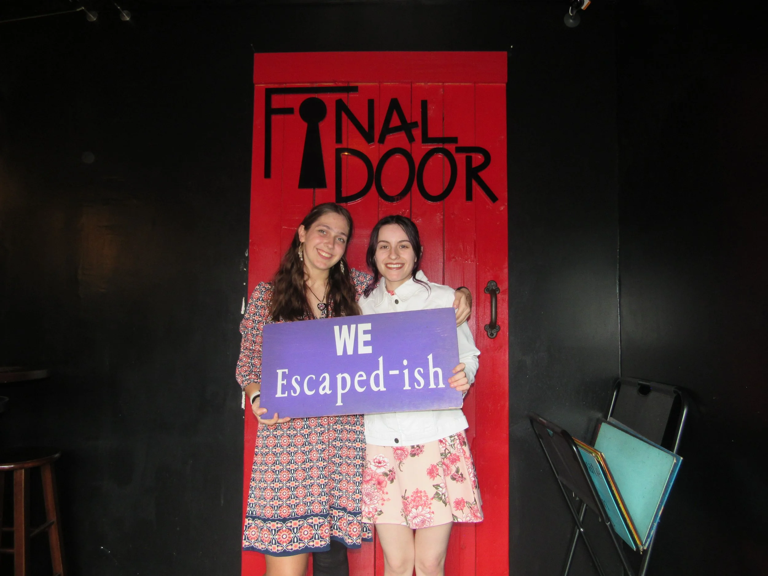 the-final-door-escape-room-columbia-sc-team-photos-04-15-23 (4).JPG