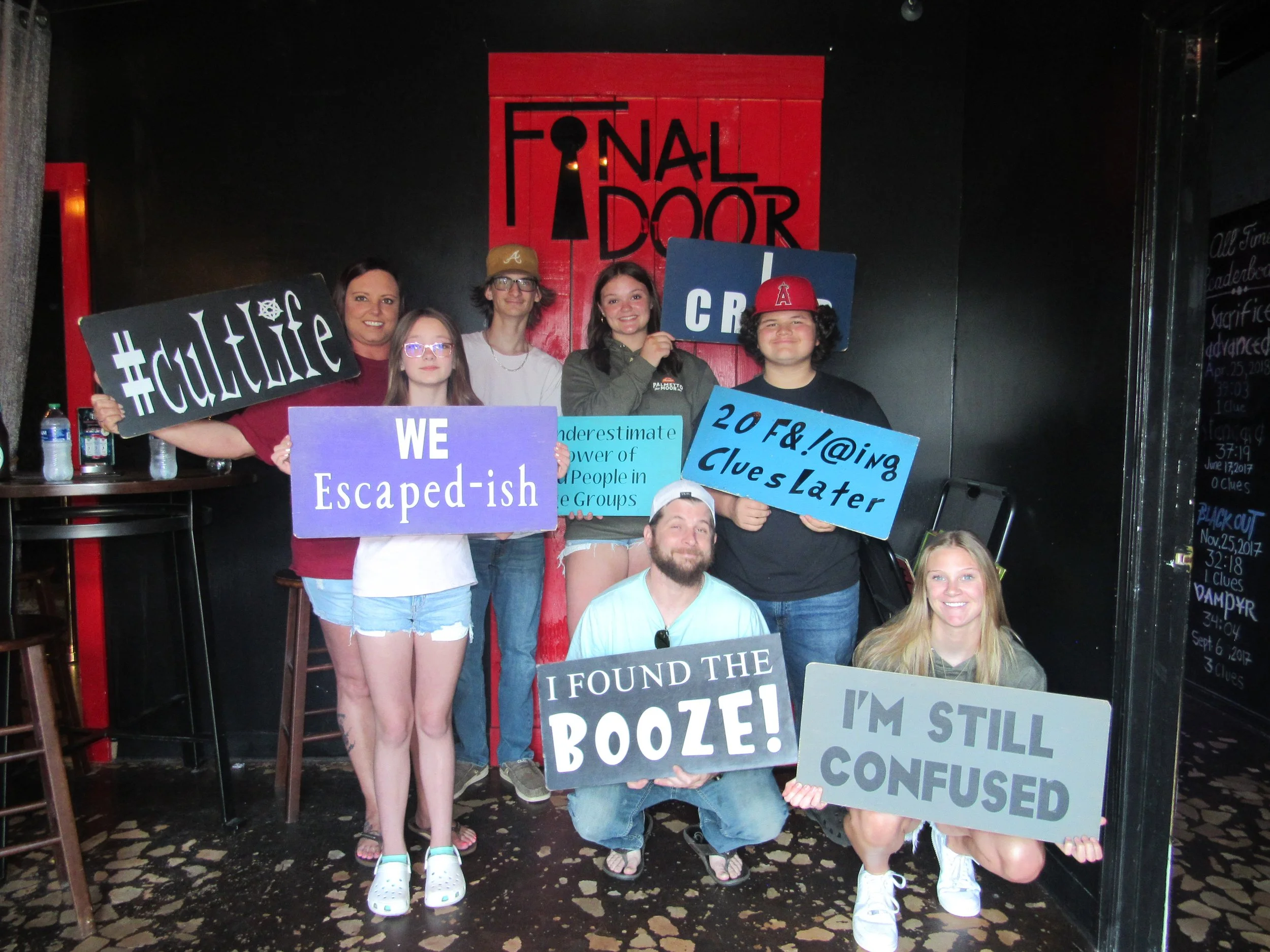 the-final-door-escape-room-columbia-sc-team-photos-04-15-23 (18).JPG