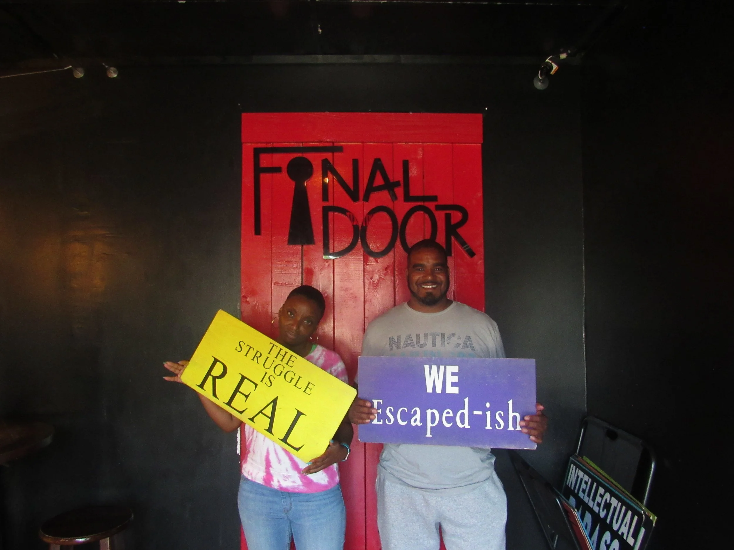 the-final-door-escape-room-columbia-sc-team-photos-04-15-23 (20).JPG