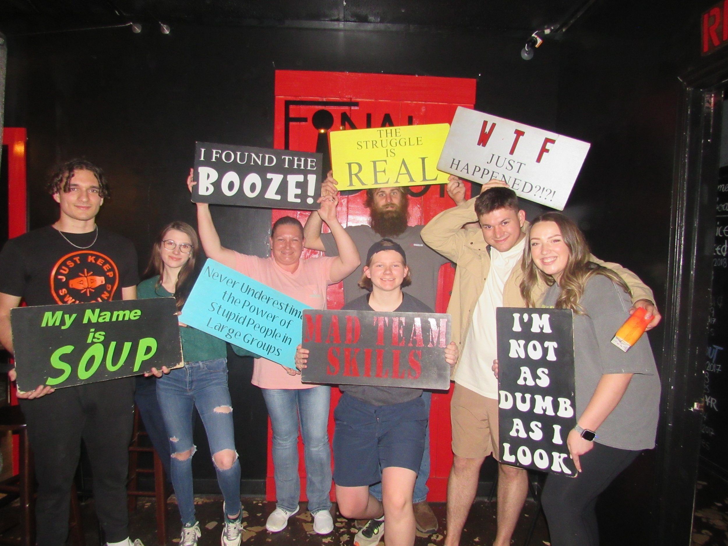 the-final-door-escape-room-columbia-sc-team-photos-04-15-23 (26).JPG