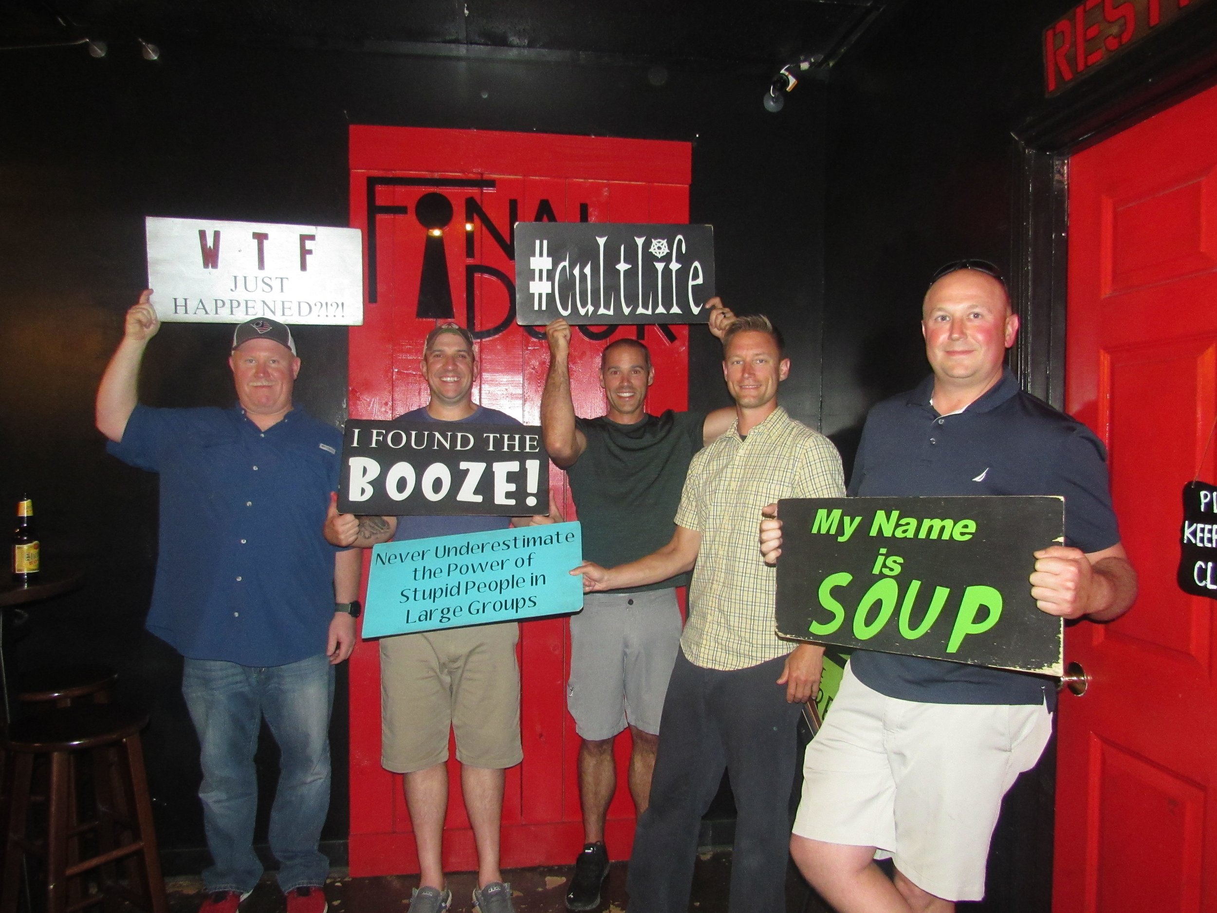 the-final-door-escape-room-columbia-sc-team-photos-04-21-23 (10).JPG