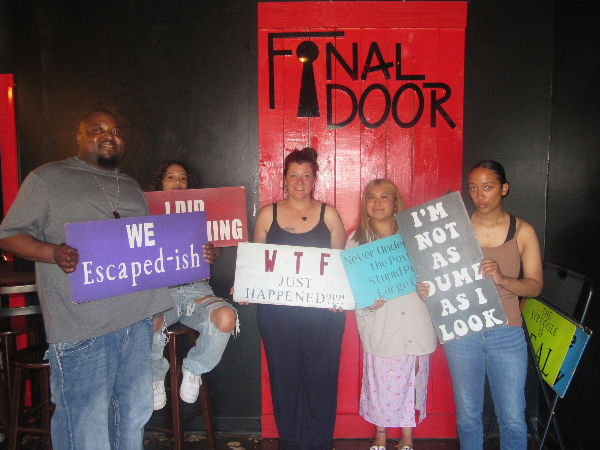 the-final-door-escape-room-columbia-sc-team-photos-04-22-23 (2).JPG
