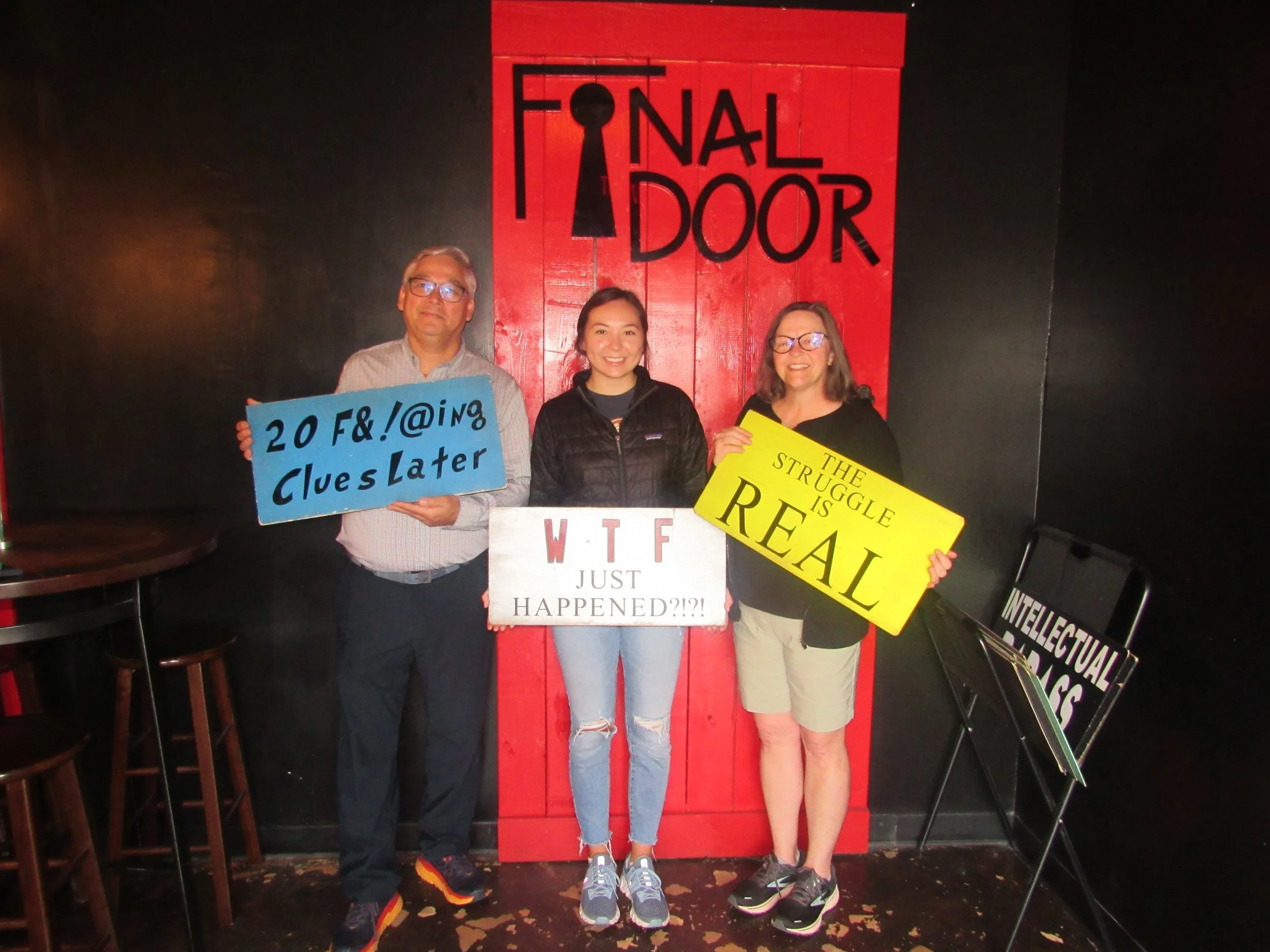 the-final-door-escape-room-columbia-sc-team-photos-04-22-23 (9).JPG