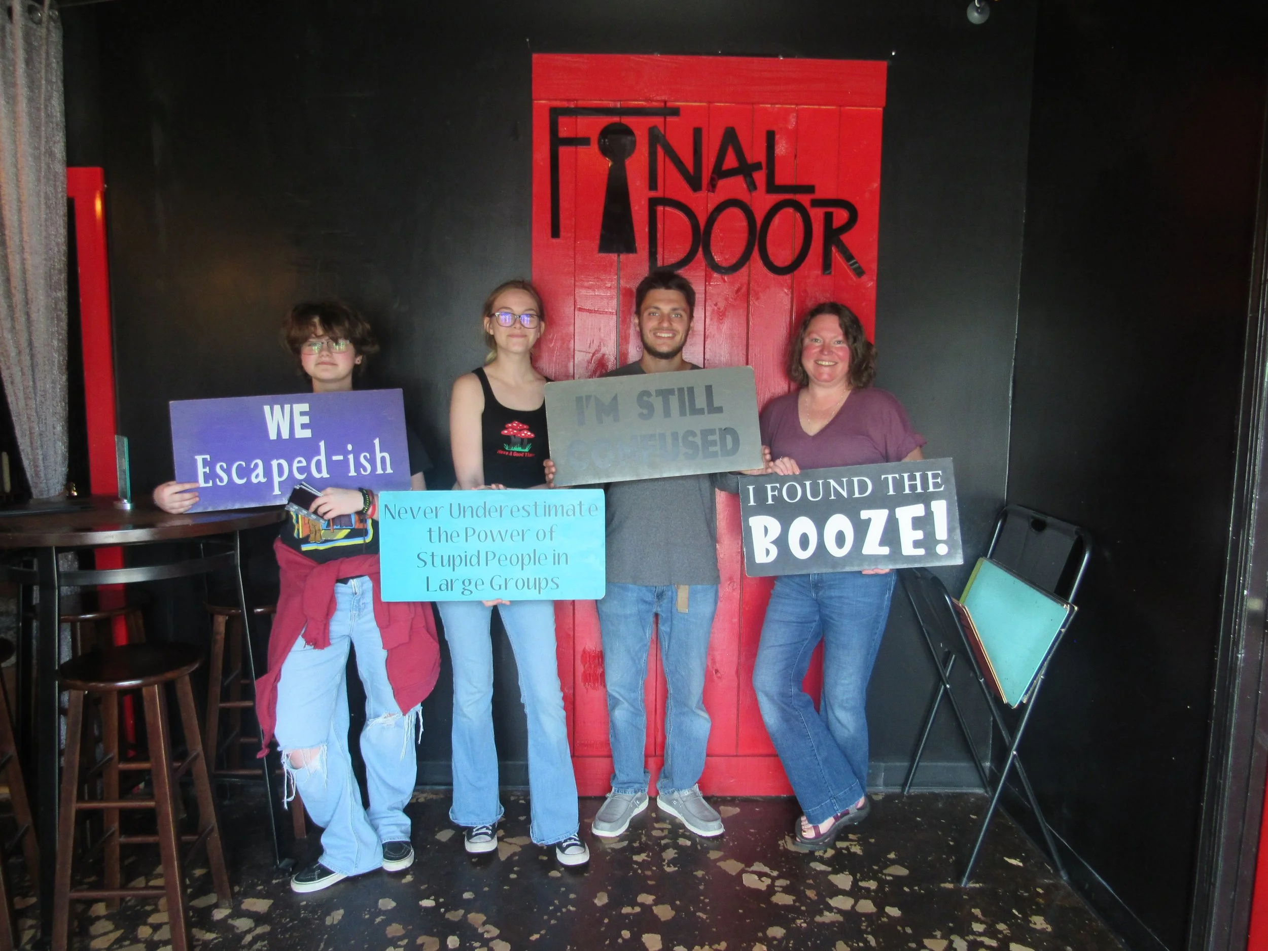 the-final-door-escape-room-columbia-sc-team-photos-04-22-23 (11).JPG