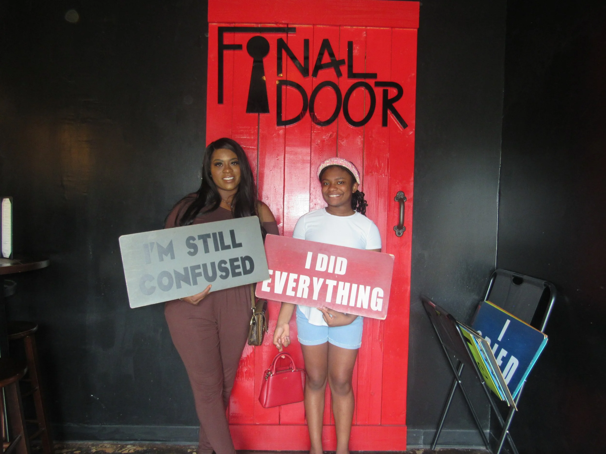 the-final-door-escape-room-columbia-sc-team-photos-04-29-23 (3).JPG