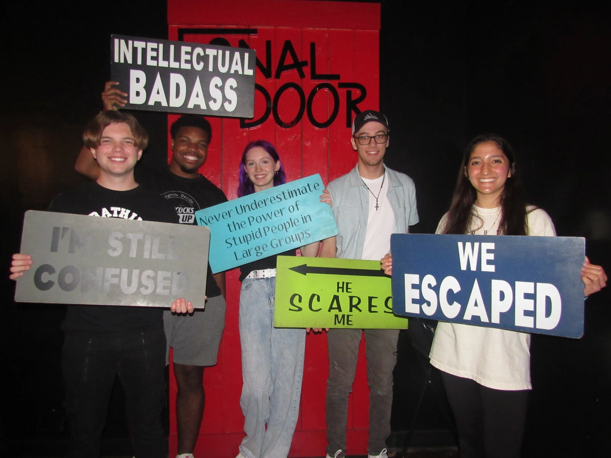 the-final-door-escape-room-columbia-sc-team-photos-04-29-23 (16).JPG