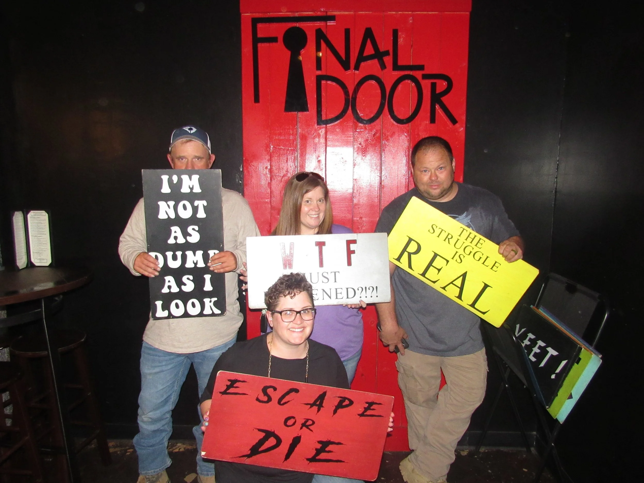 the-final-door-escape-room-columbia-sc-team-photos-04-29-23 (20).JPG