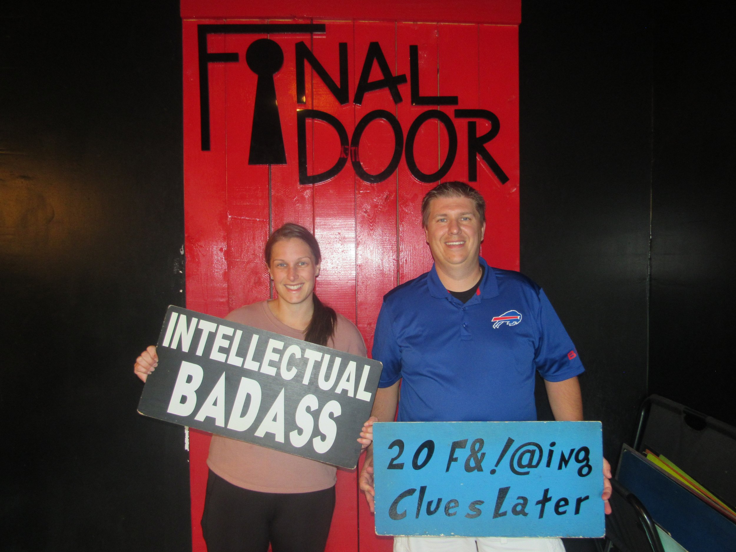 the-final-door-escape-room-columbia-sc-team-photos-05-05-23 (3).JPG