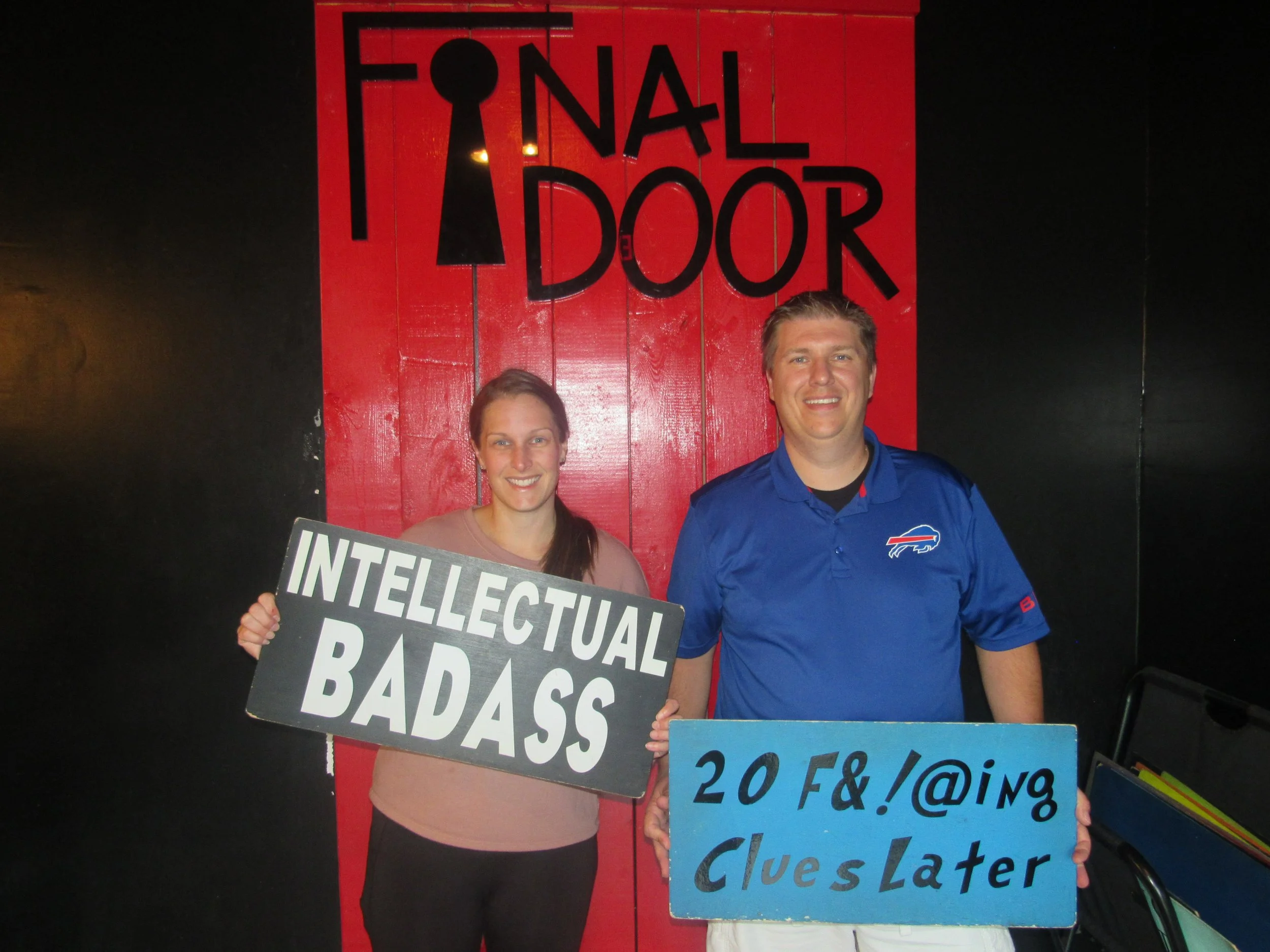 the-final-door-escape-room-columbia-sc-team-photos-05-05-23 (4).JPG