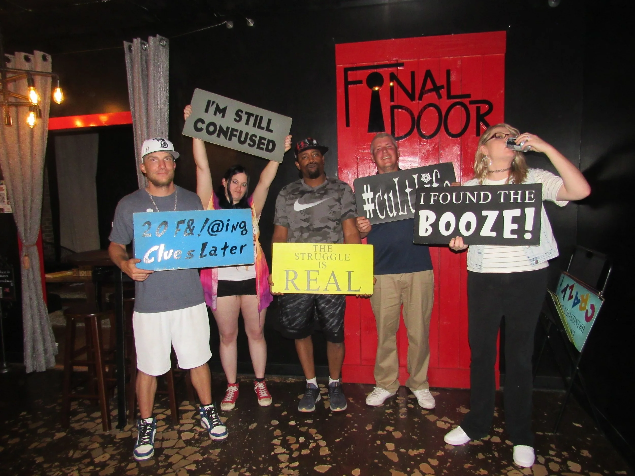 the-final-door-escape-room-columbia-sc-team-photos-05-06-23 (15).JPG