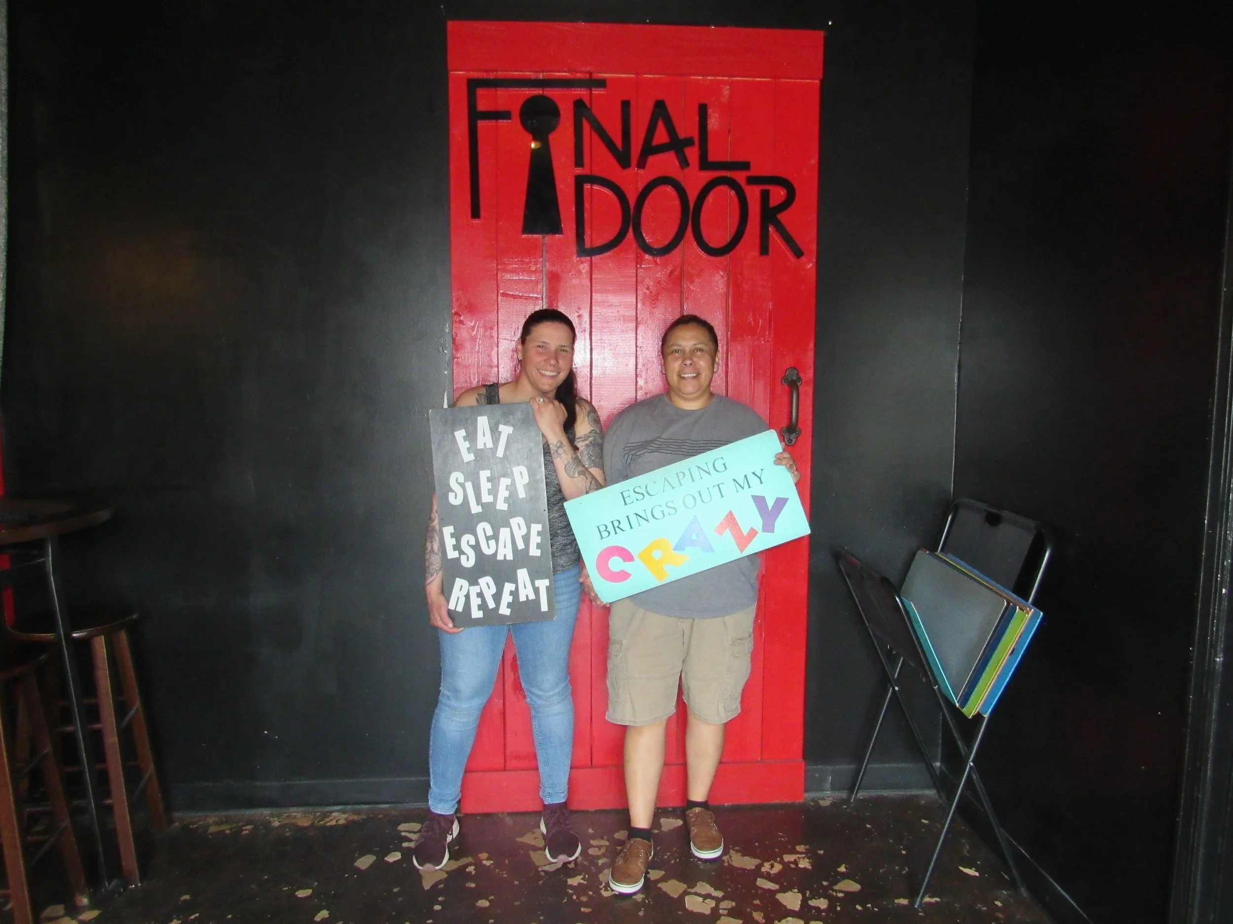 the-final-door-escape-room-columbia-sc-team-photos-05-17-23 (1).JPG