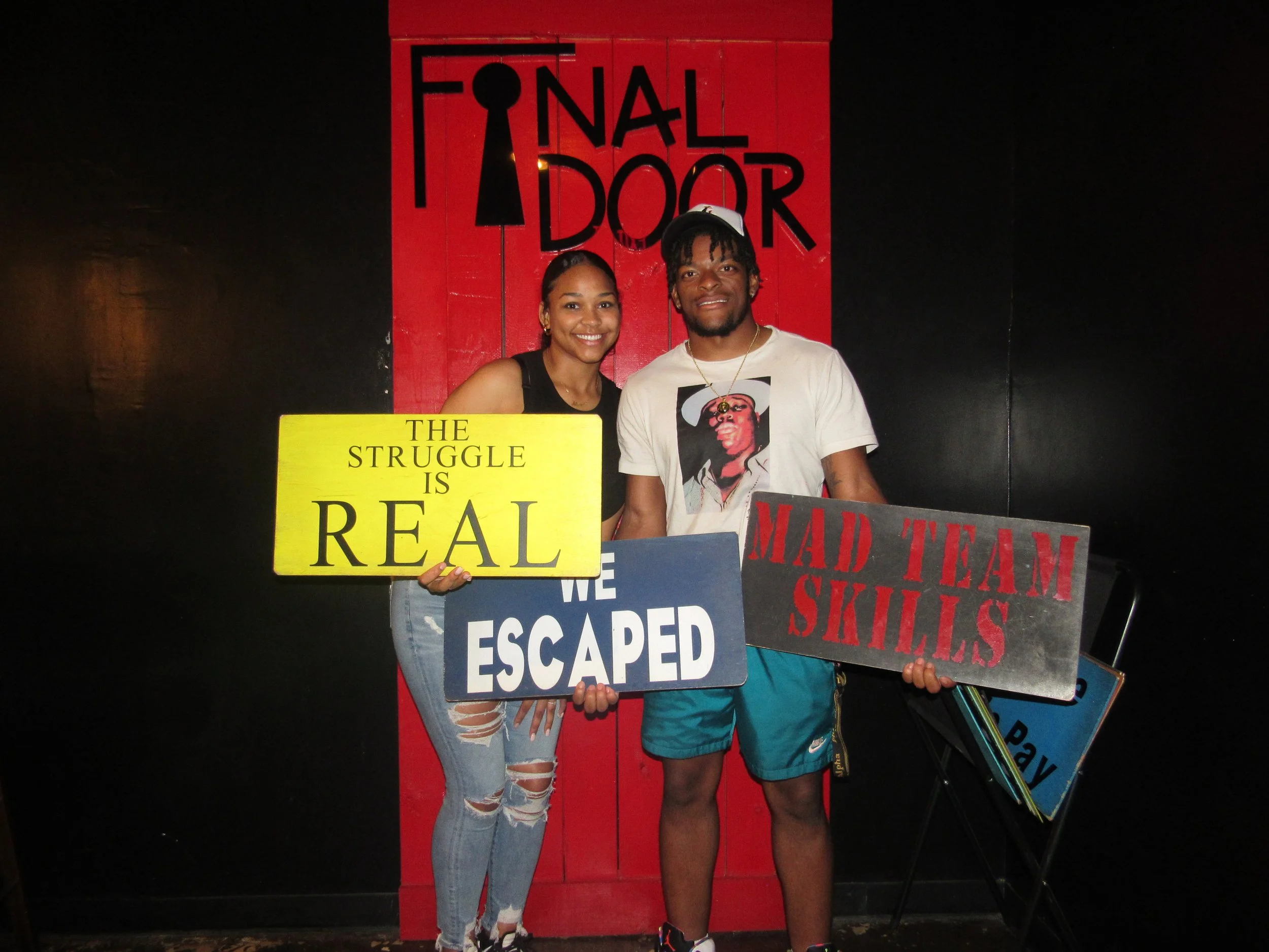 the-final-door-escape-room-columbia-sc-team-photos-05-17-23 (4).JPG