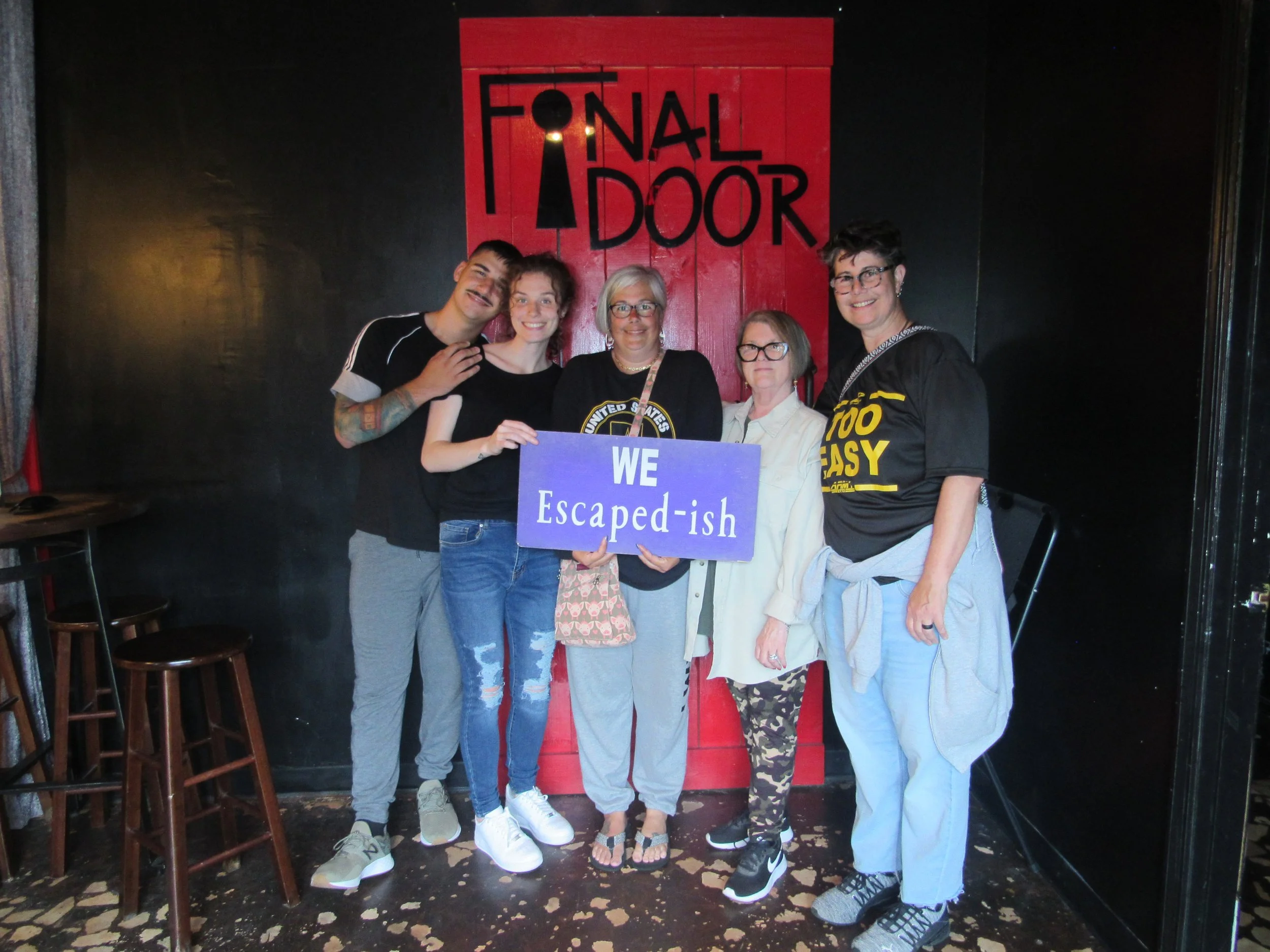 the-final-door-escape-room-columbia-sc-team-photos-05-19-23 (8).JPG