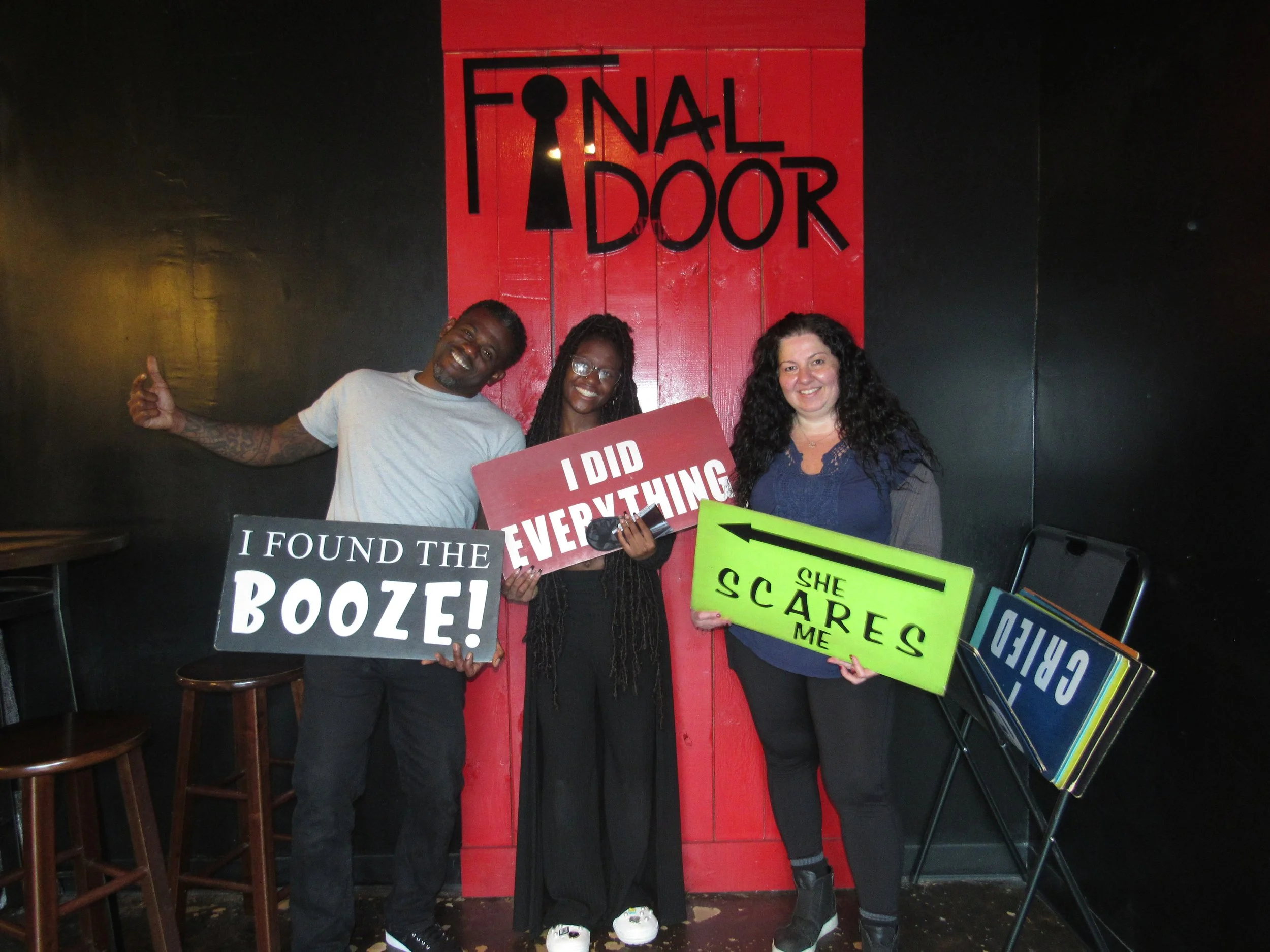 the-final-door-escape-room-columbia-sc-team-photos-05-21-23 (4).JPG