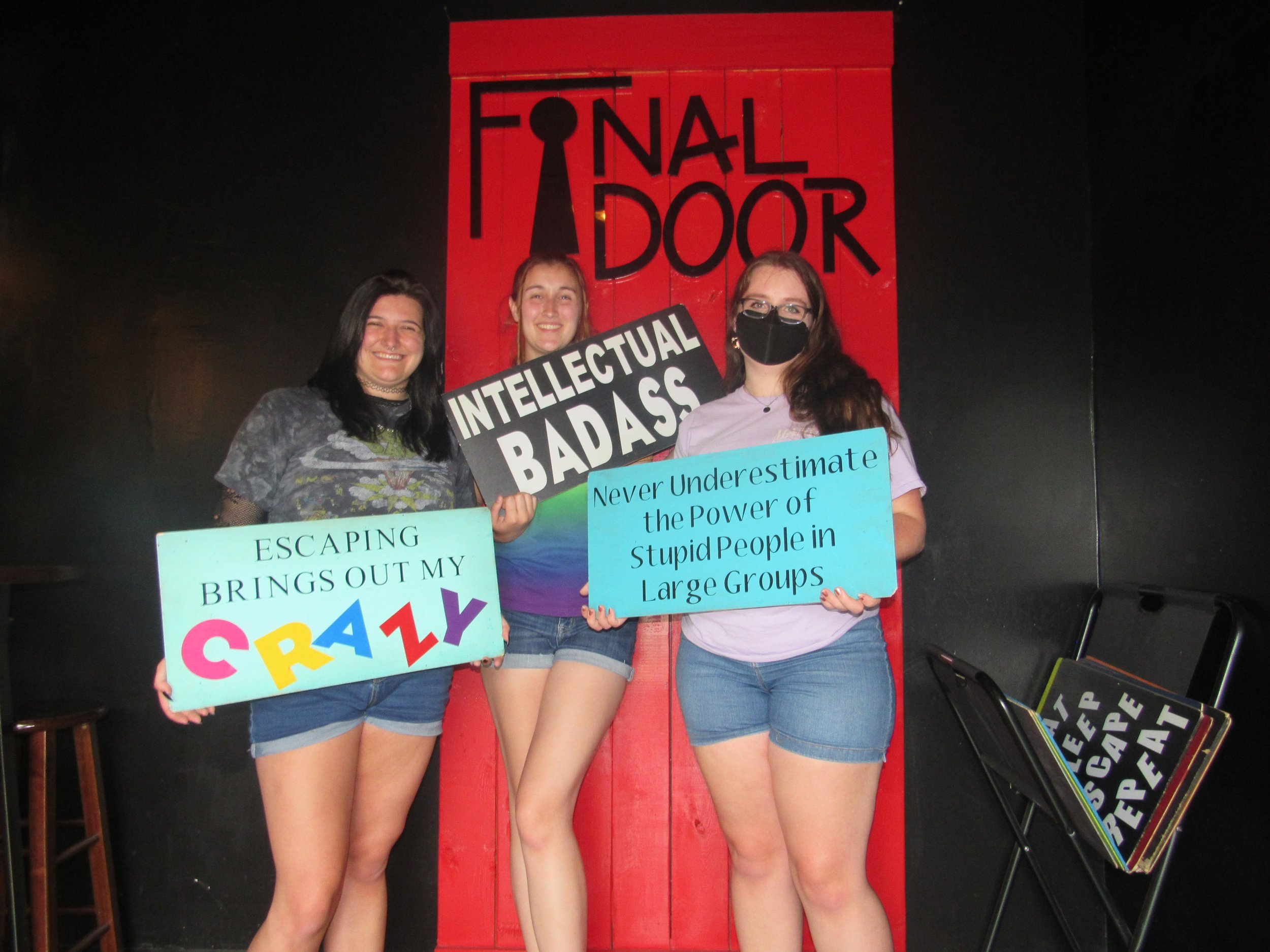the-final-door-escape-room-columbia-sc-team-photos-05-25-23 (2).JPG