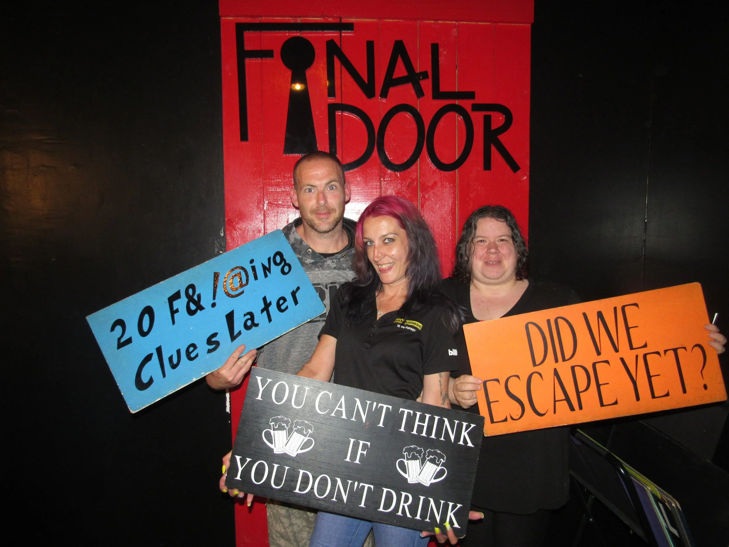 the-final-door-escape-room-columbia-sc-team-photos-05-27-23 (18).JPG