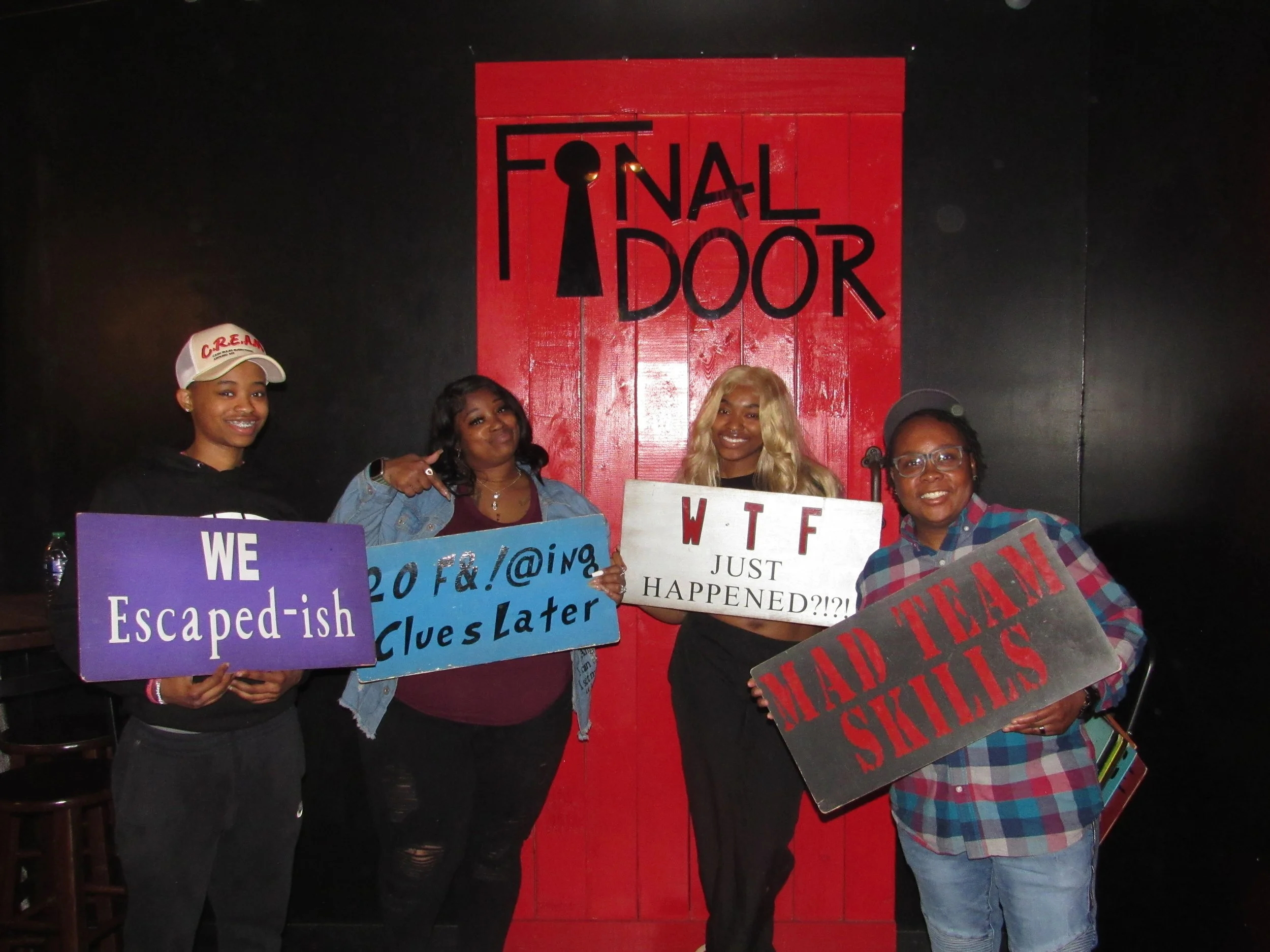 the-final-door-escape-room-columbia-sc-team-photos-05-27-23 (22).JPG