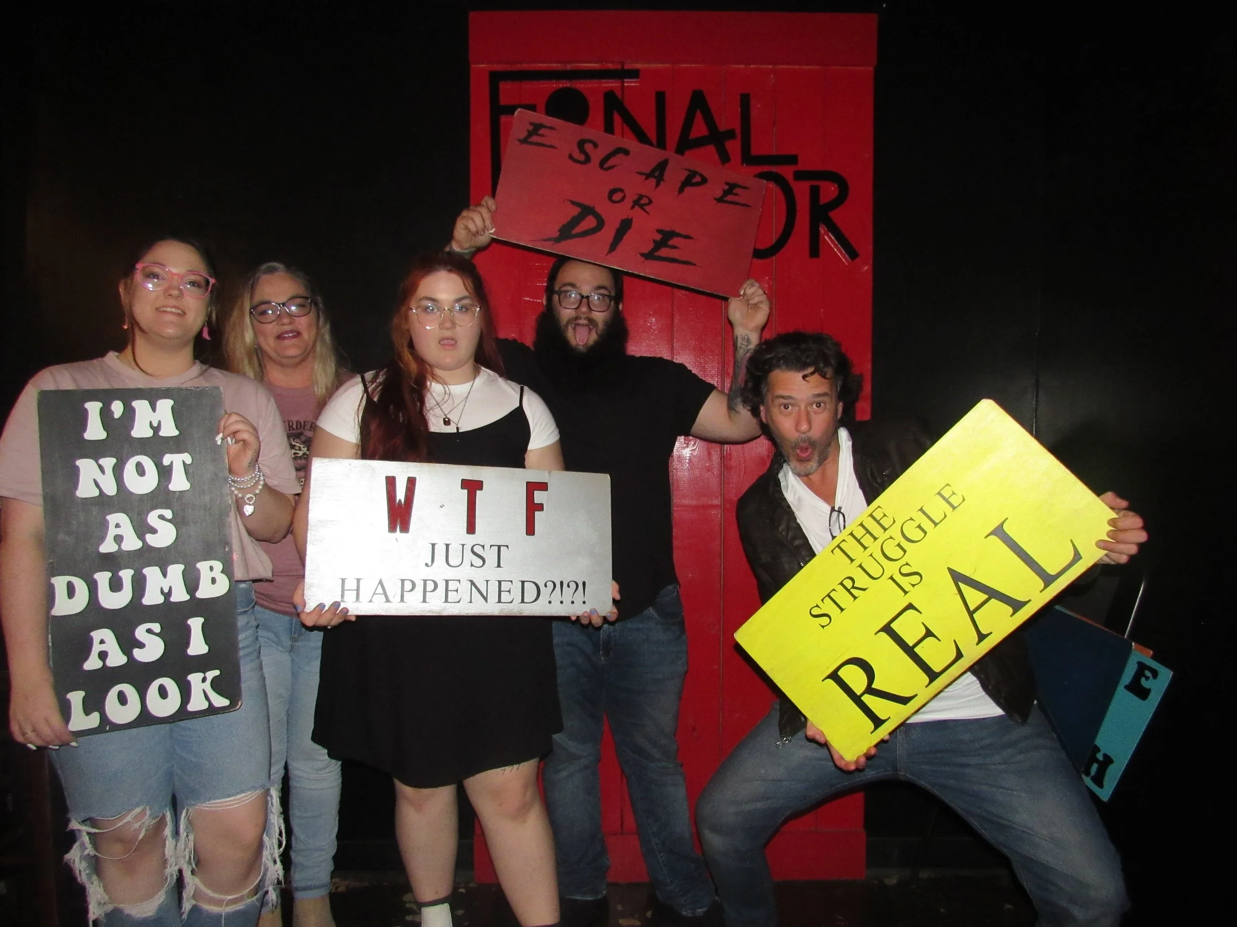 the-final-door-escape-room-columbia-sc-team-photos-05-27-23 (24).JPG