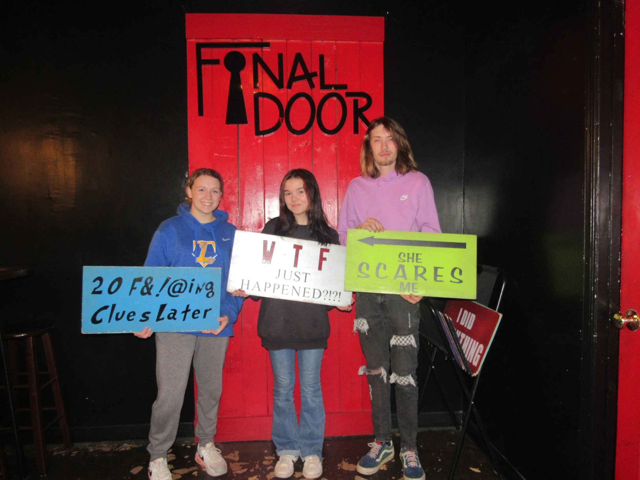 the-final-door-escape-room-columbia-sc-team-photos-05-28-23 (13).JPG