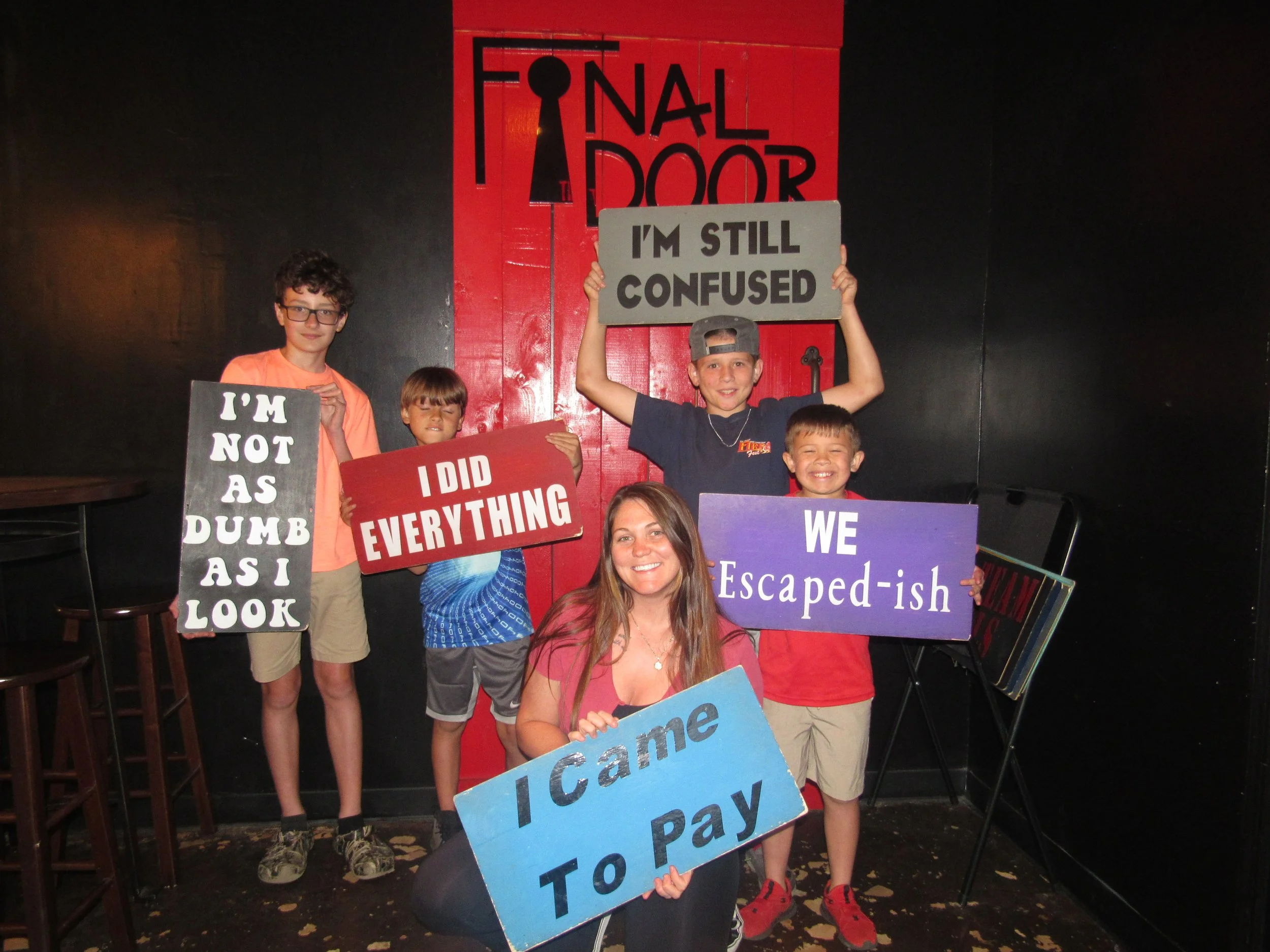 the-final-door-escape-room-columbia-sc-team-photos-05-28-23 (14).JPG