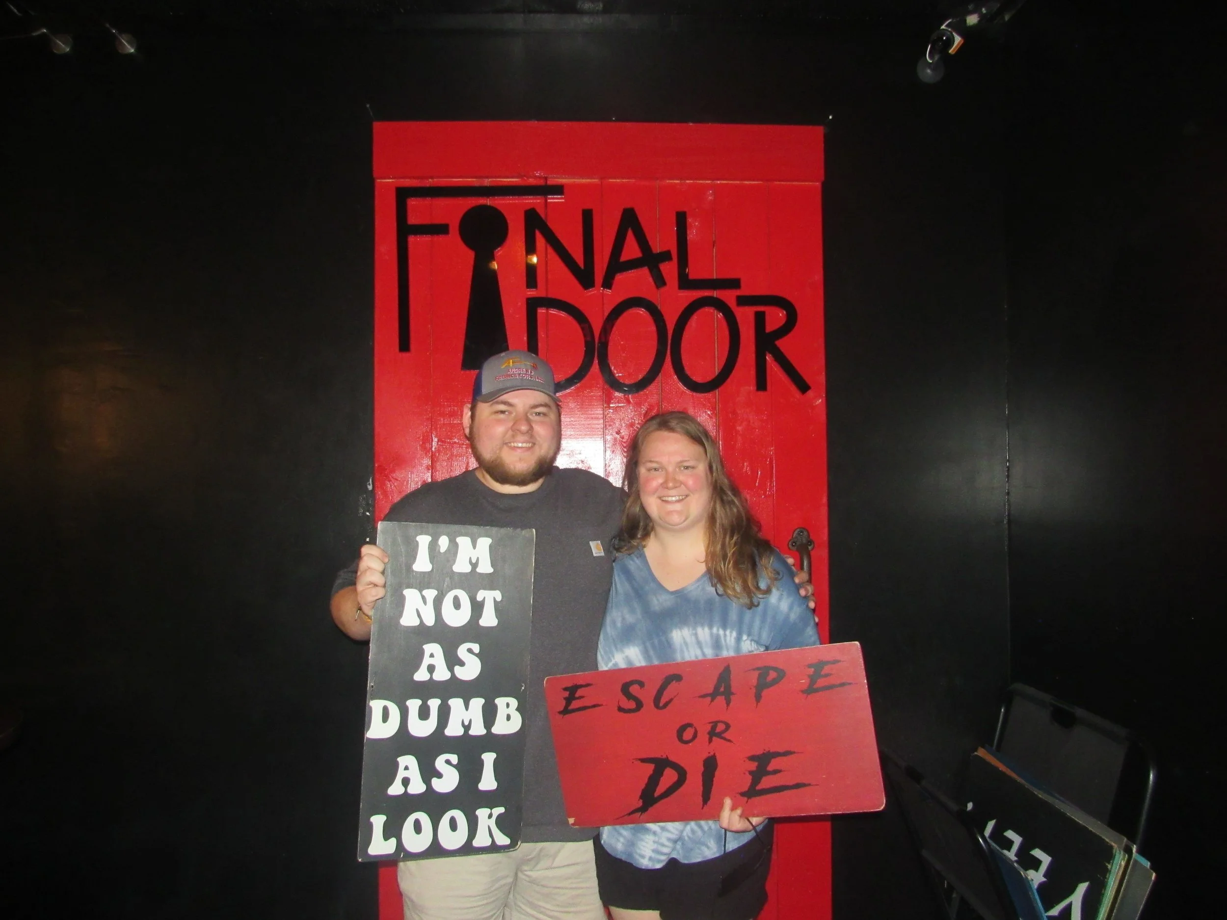 the-final-door-escape-room-columbia-sc-team-photos-05-30-23 (2).JPG