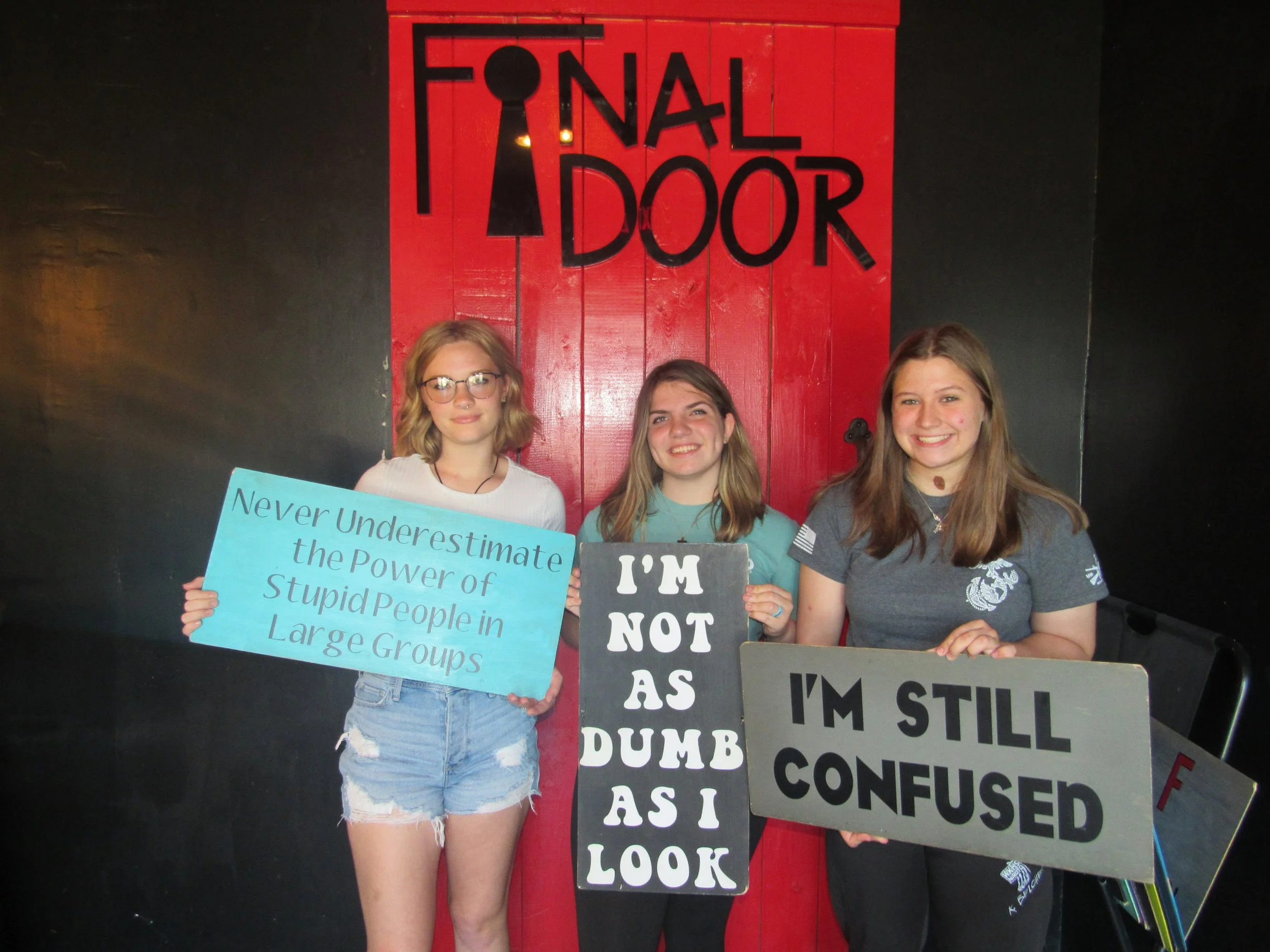 the-final-door-escape-room-columbia-sc-team-photos-06-03-23 (2).JPG