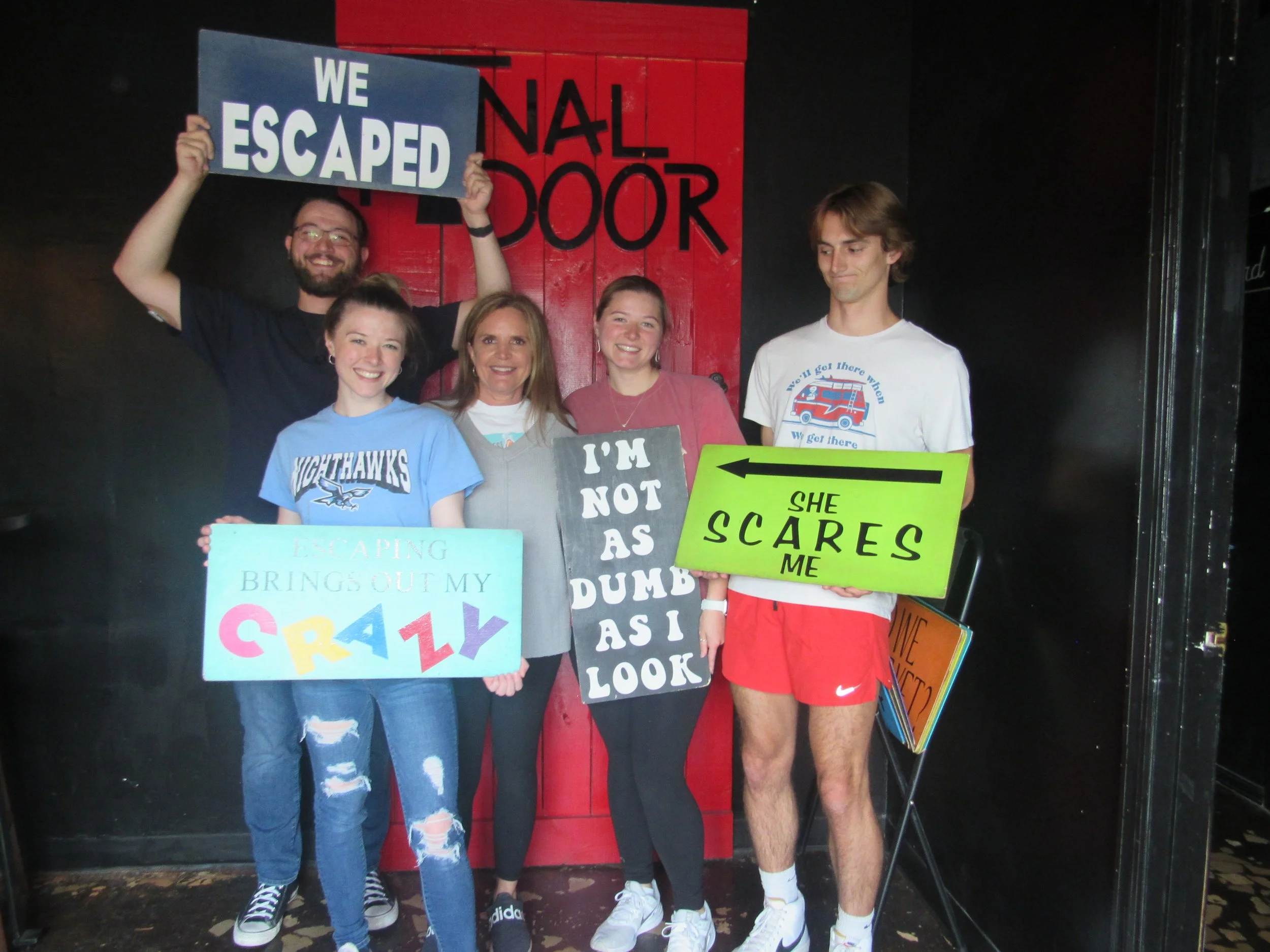 the-final-door-escape-room-columbia-sc-team-photos-06-04-23 (5).JPG
