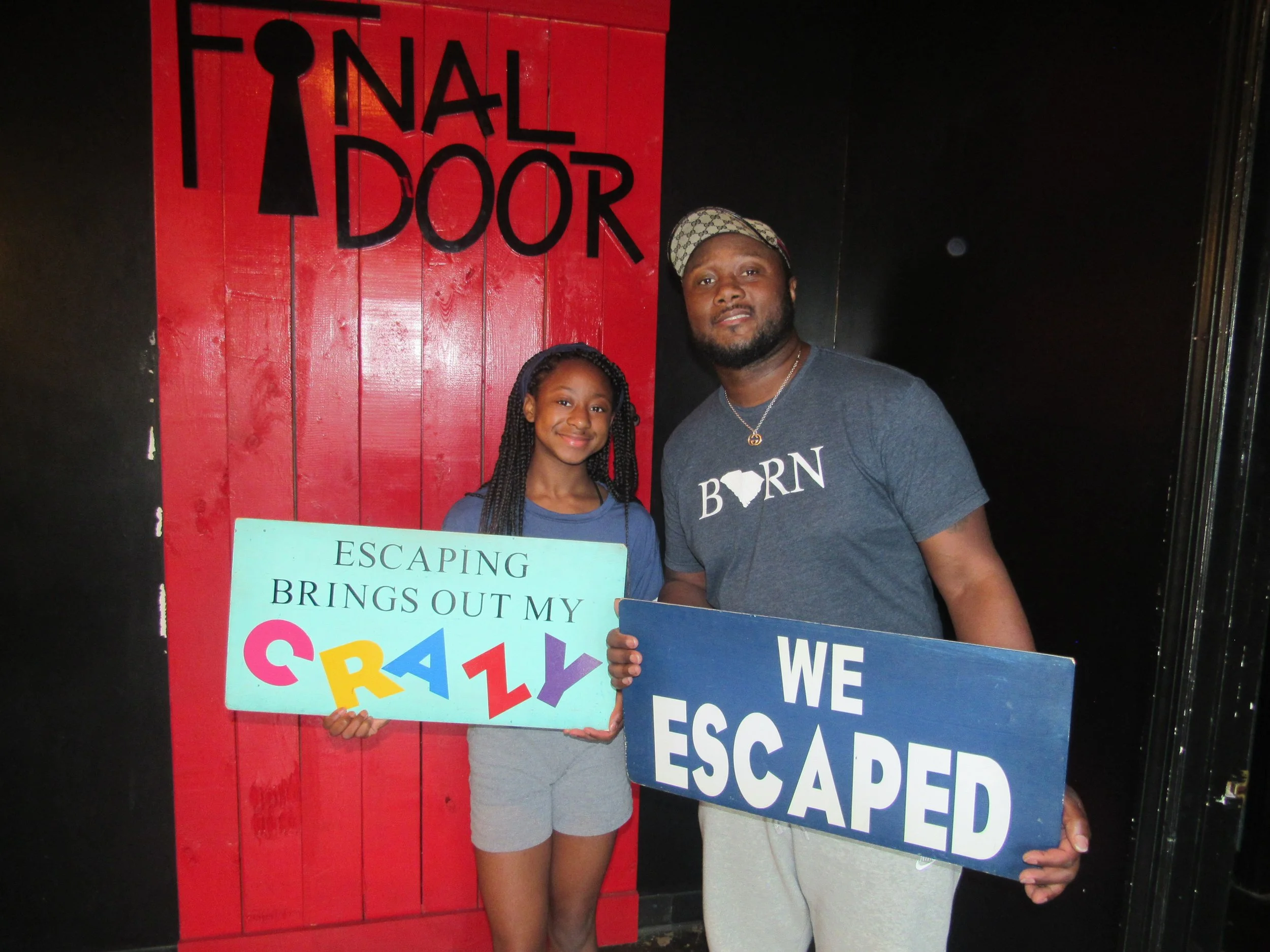 the-final-door-escape-room-columbia-sc-team-photos-06-07-23 (3).JPG