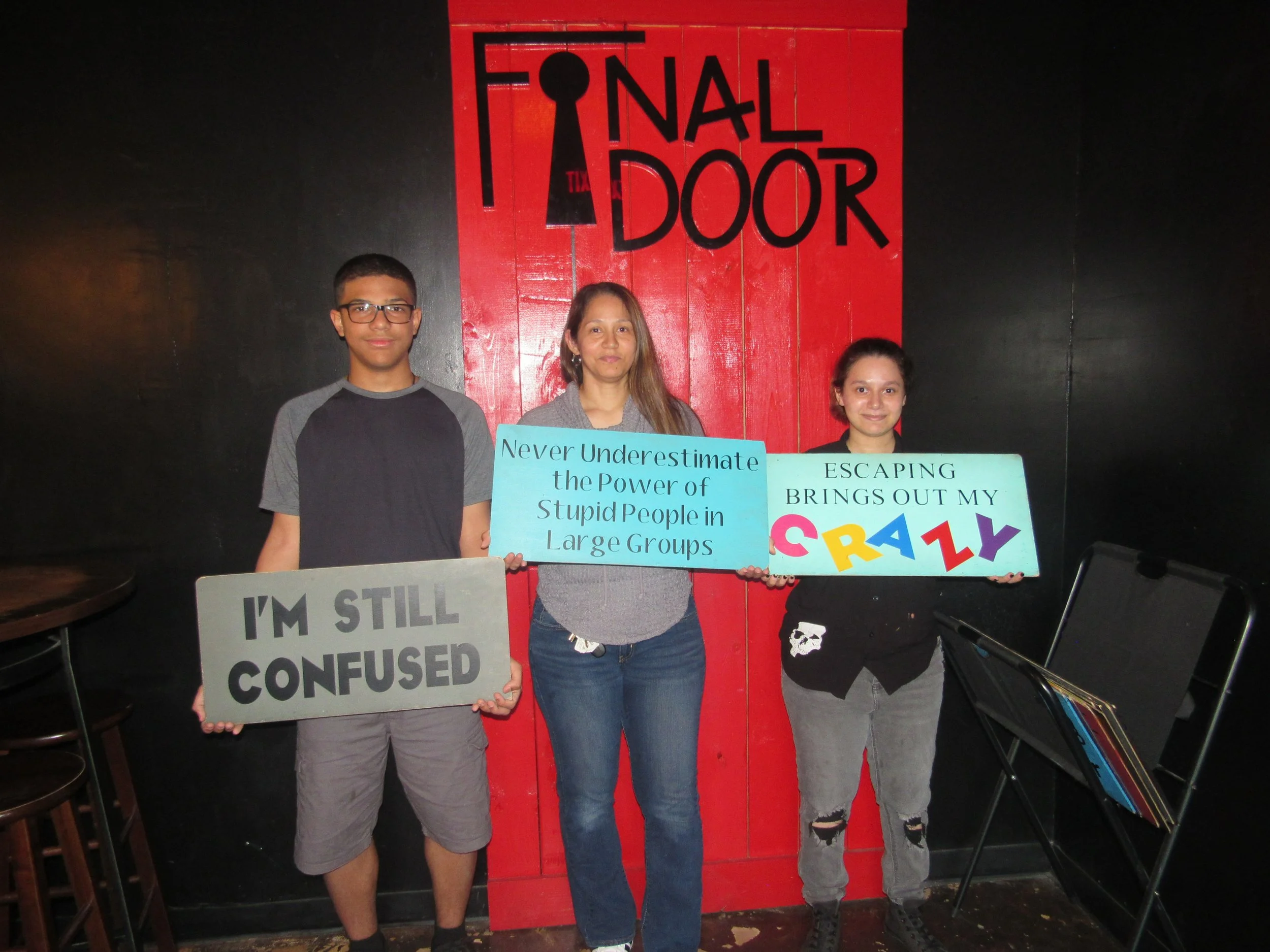 the-final-door-escape-room-columbia-sc-team-photos-06-09-23 (5).JPG