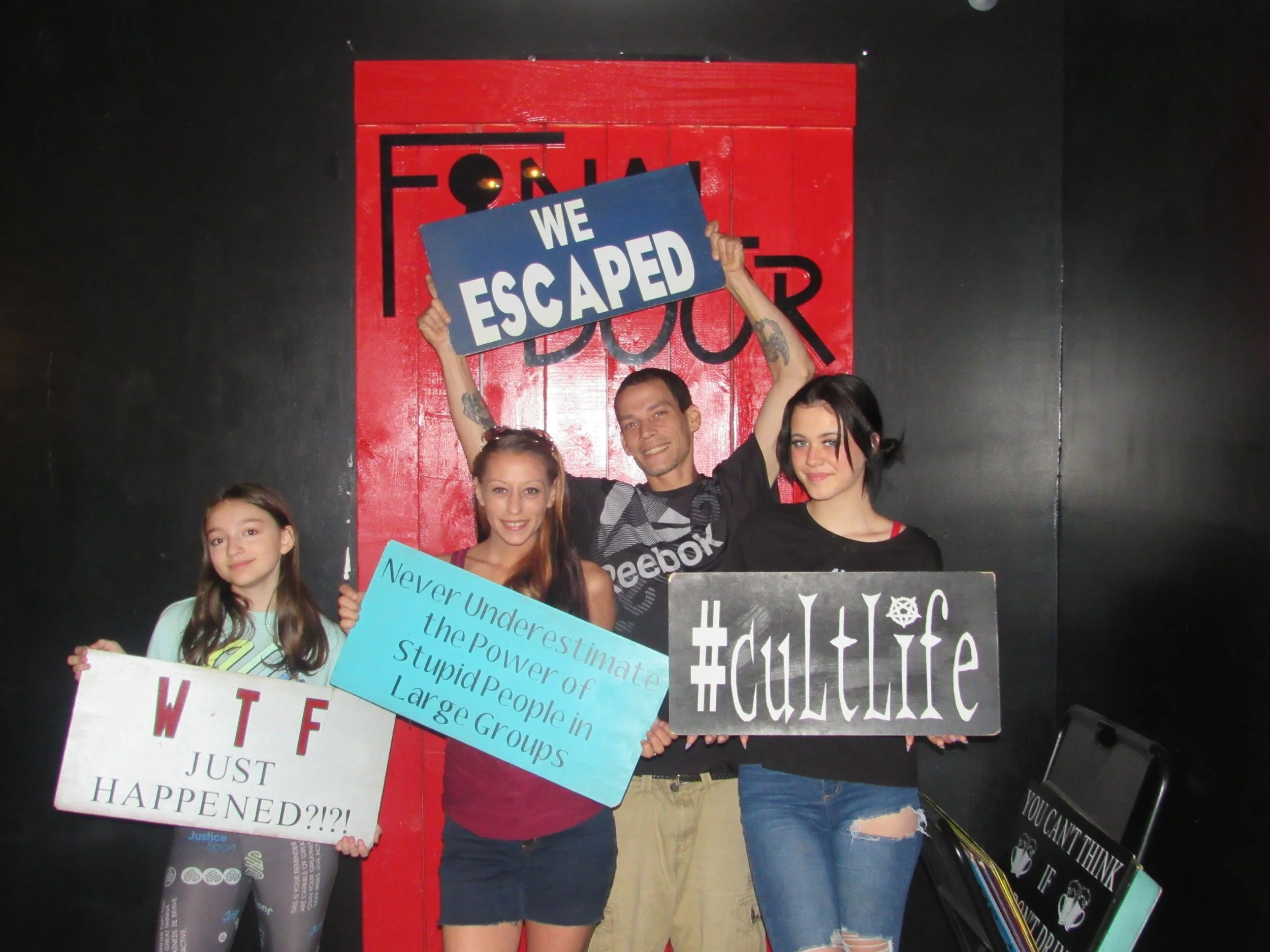the-final-door-escape-room-columbia-sc-team-photos-06-09-23 (6).JPG