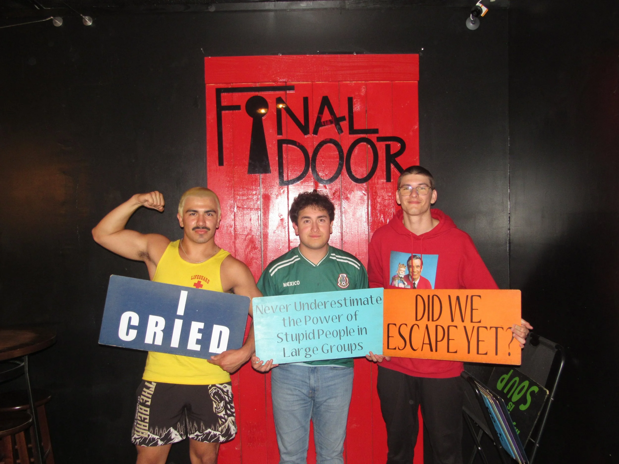 the-final-door-escape-room-columbia-sc-team-photos-06-09-23 (11).JPG