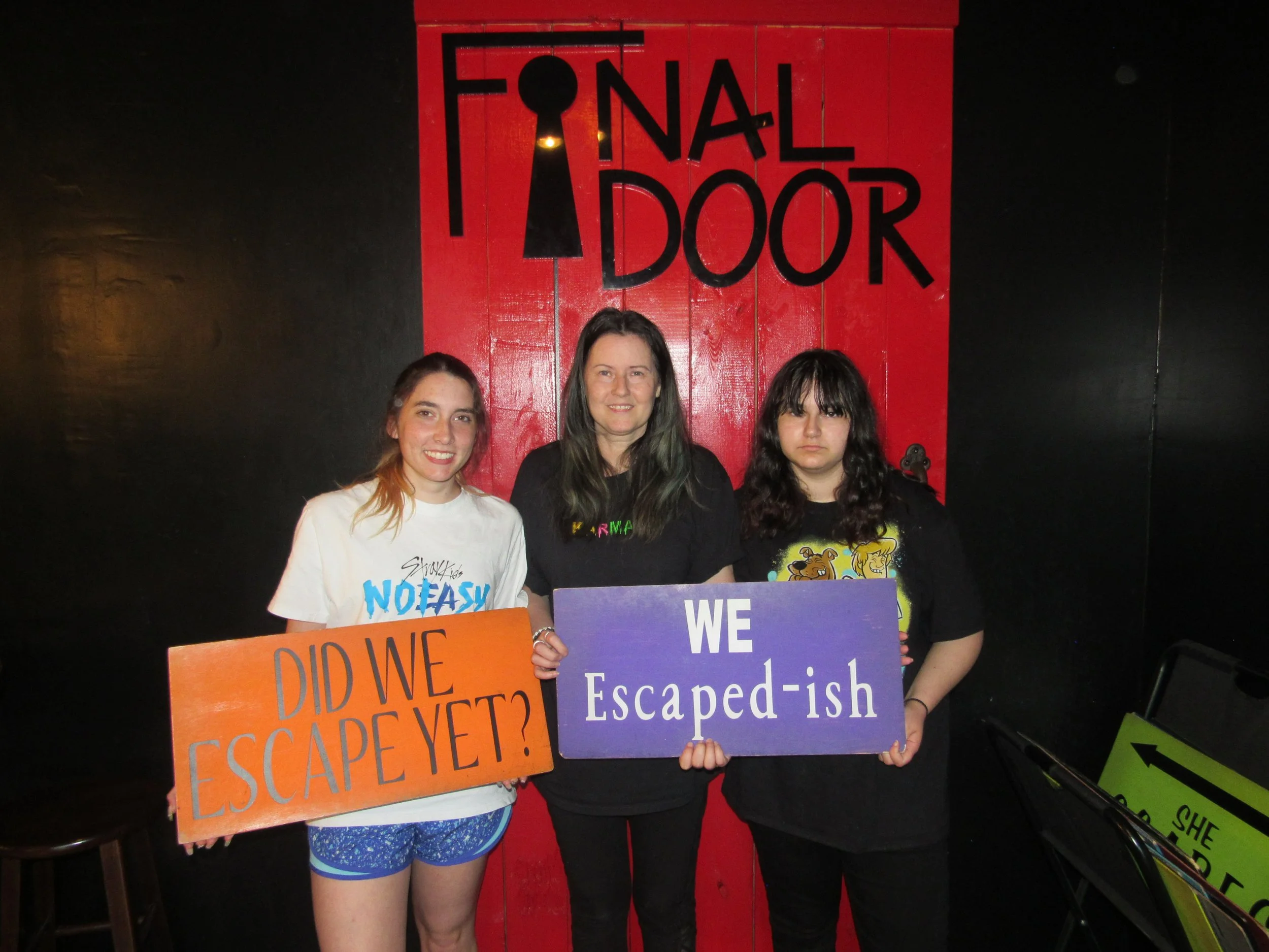 the-final-door-escape-room-columbia-sc-team-photos-06-14-23 (8).JPG
