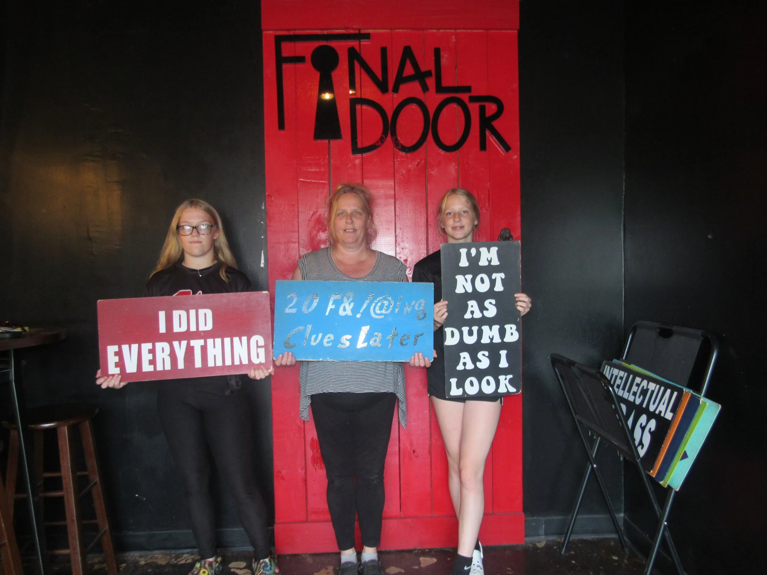 the-final-door-escape-room-columbia-sc-team-photos-06-16-23 (7).JPG