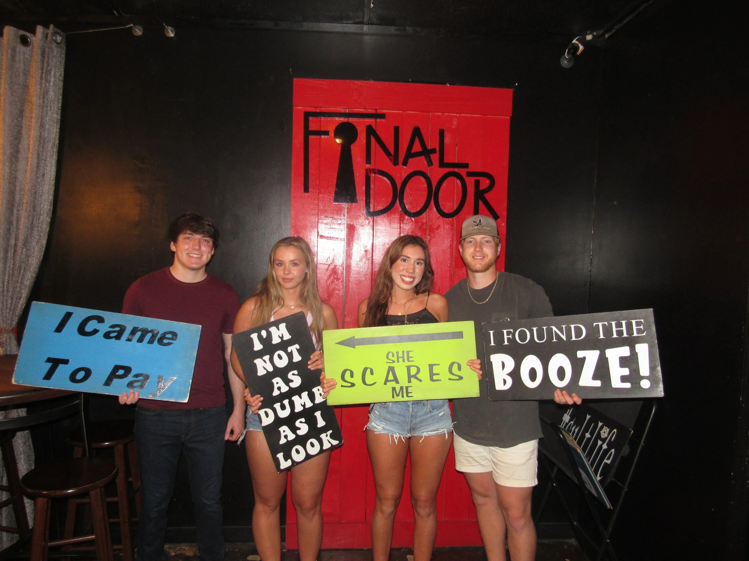 the-final-door-escape-room-columbia-sc-team-photos-06-16-23 (17).JPG