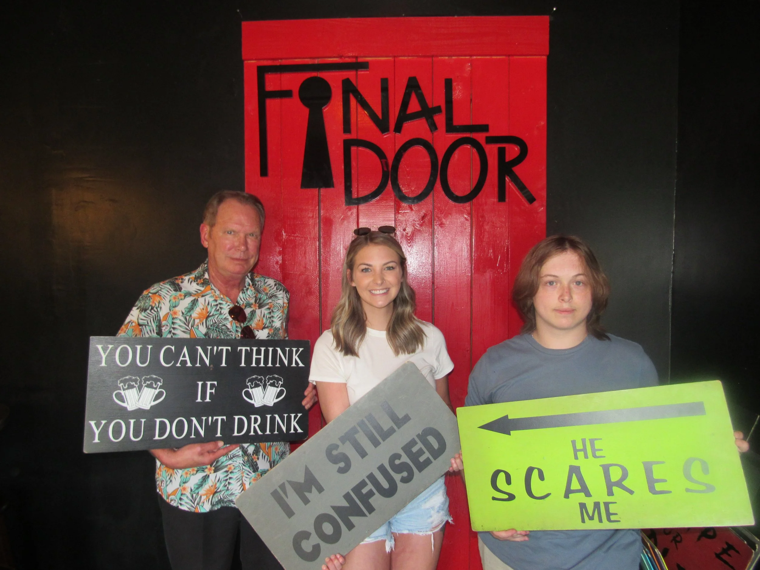 the-final-door-escape-room-columbia-sc-team-photos-06-18-23 (4).JPG