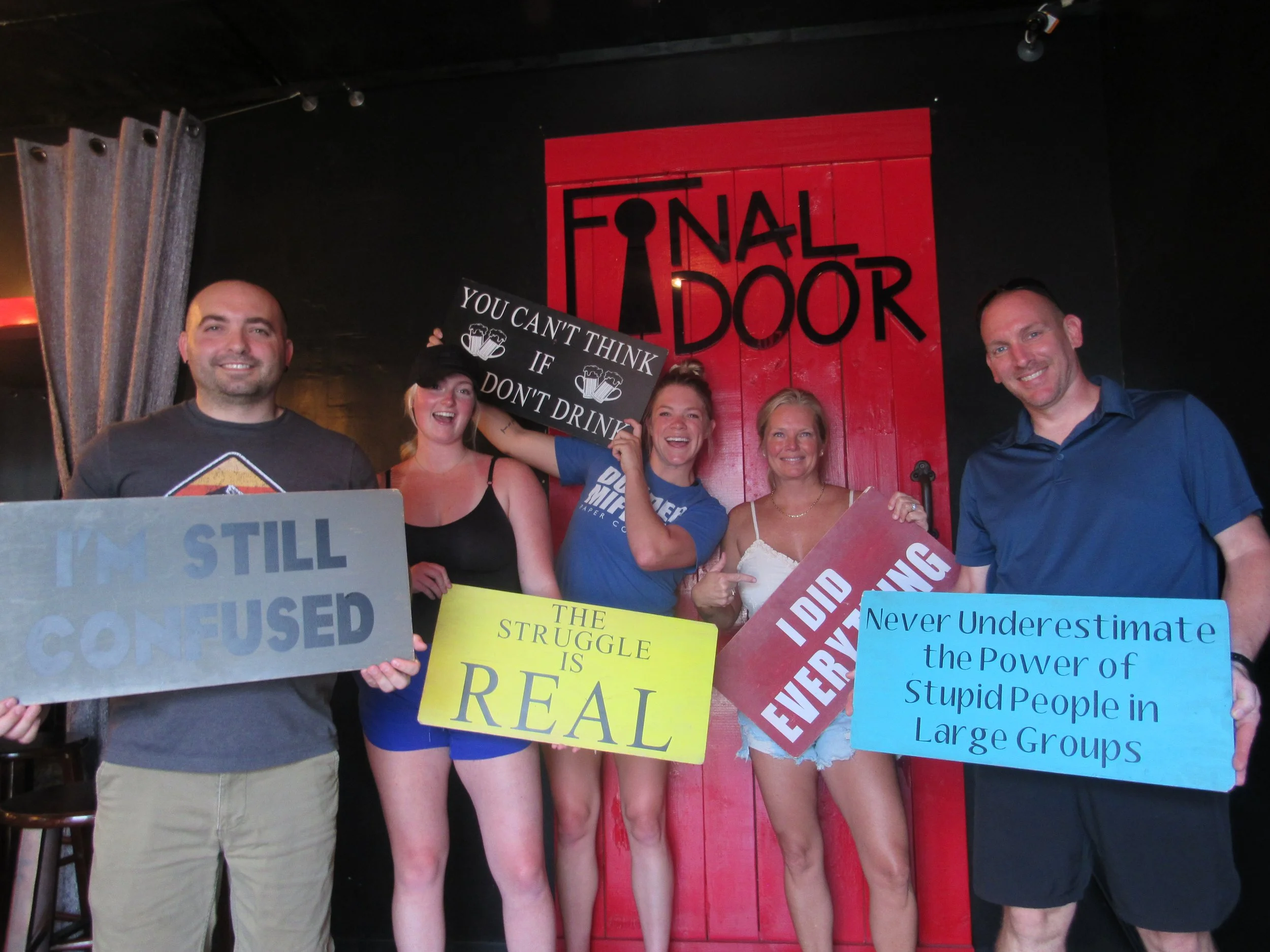 the-final-door-escape-room-columbia-sc-team-photos-06-27-23 (4).JPG
