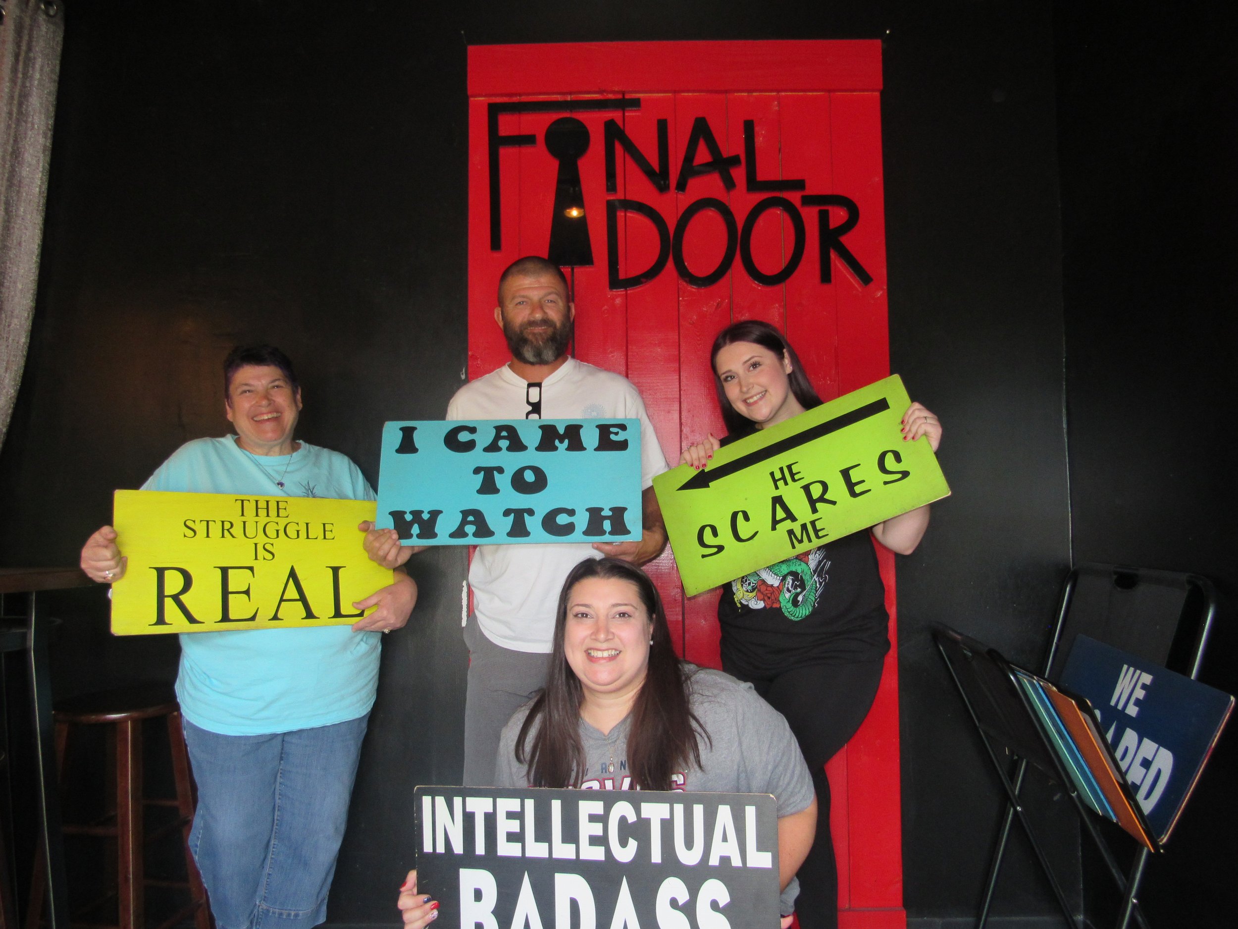 the-final-door-escape-room-columbia-sc-team-photos-07-03-23 (4).JPG