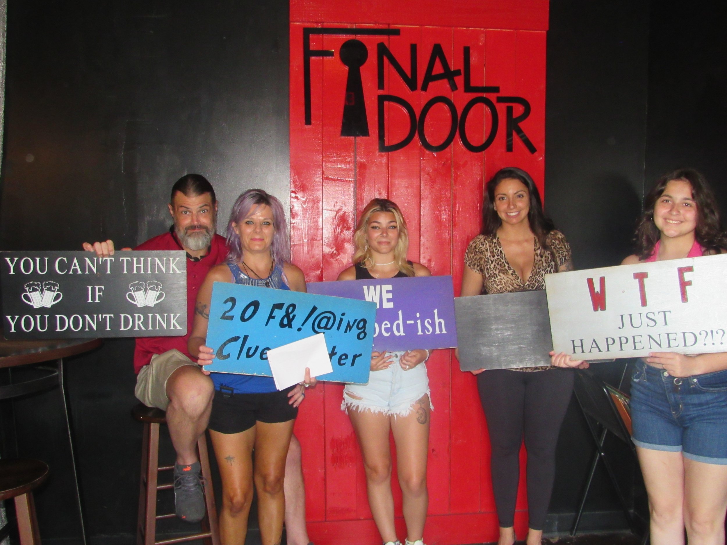 the-final-door-escape-room-columbia-sc-team-photos-07-04-23 (3).JPG