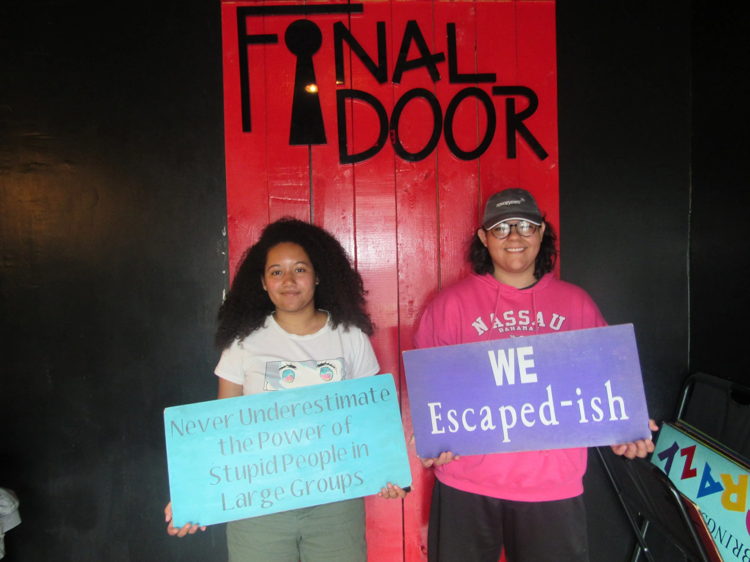 the-final-door-escape-room-columbia-sc-team-photos-07-04-23 (9).JPG