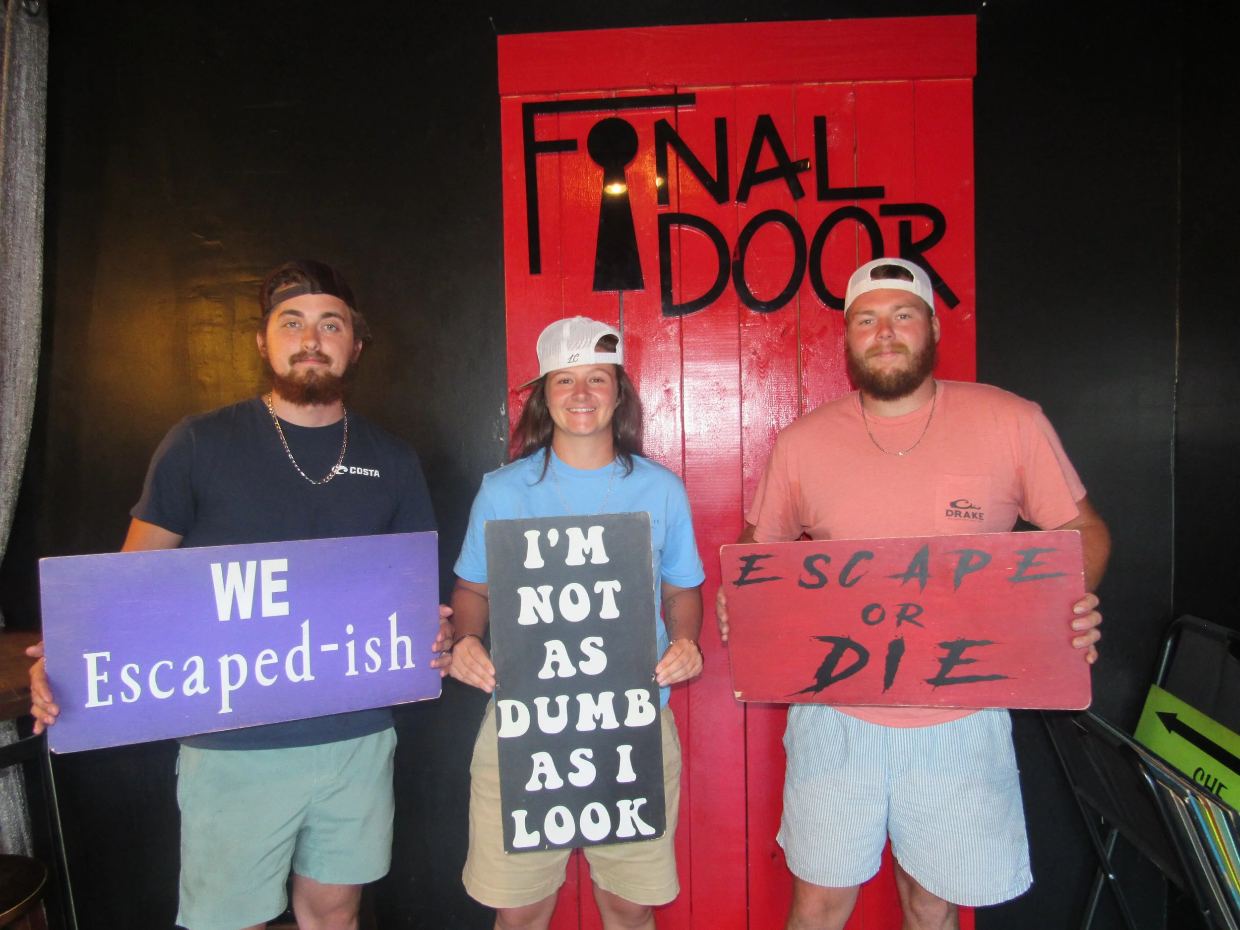 the-final-door-escape-room-columbia-sc-team-photos-07-09-23 (10).JPG