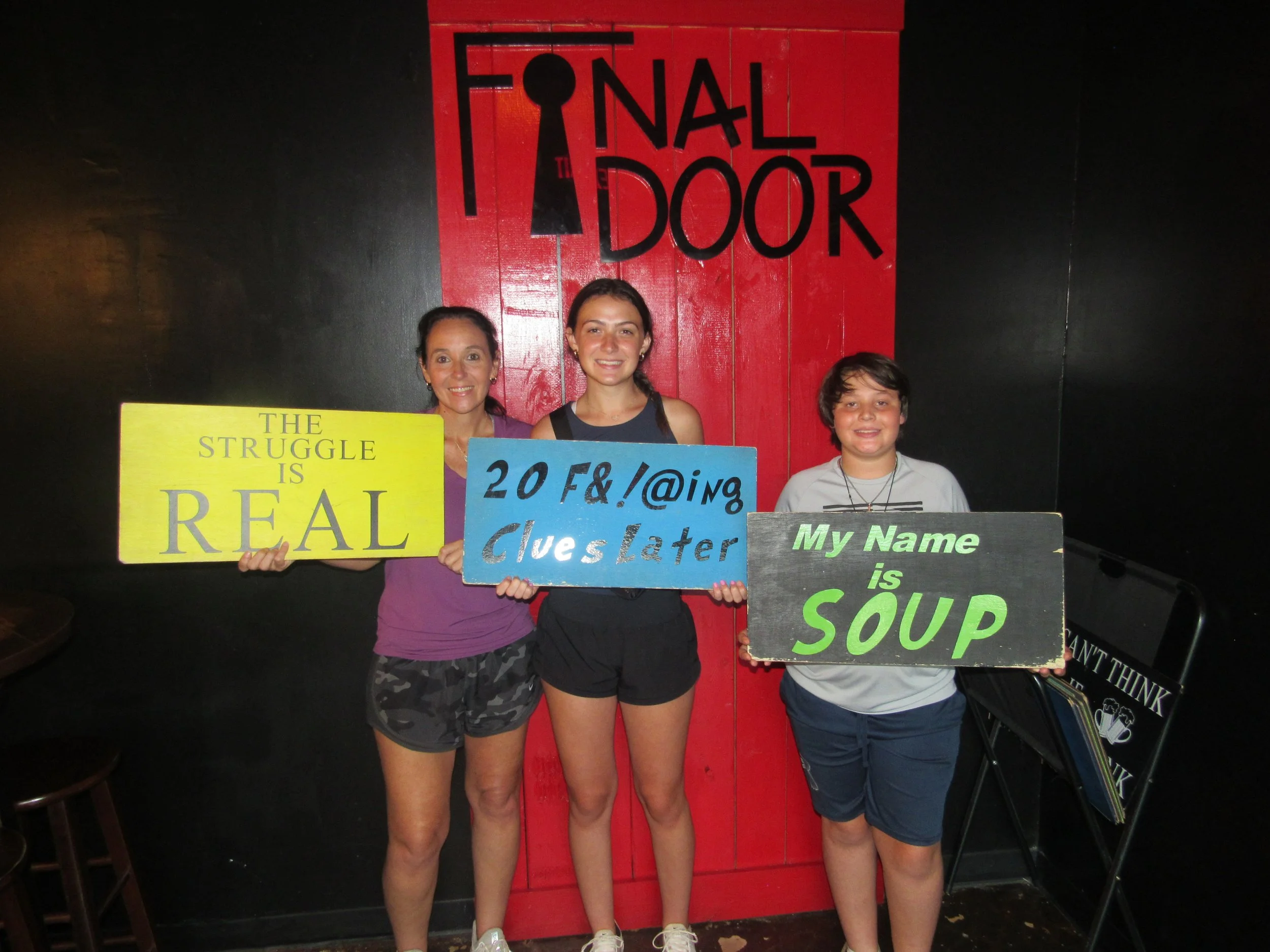 the-final-door-escape-room-columbia-sc-team-photos-07-16-23 (8).JPG