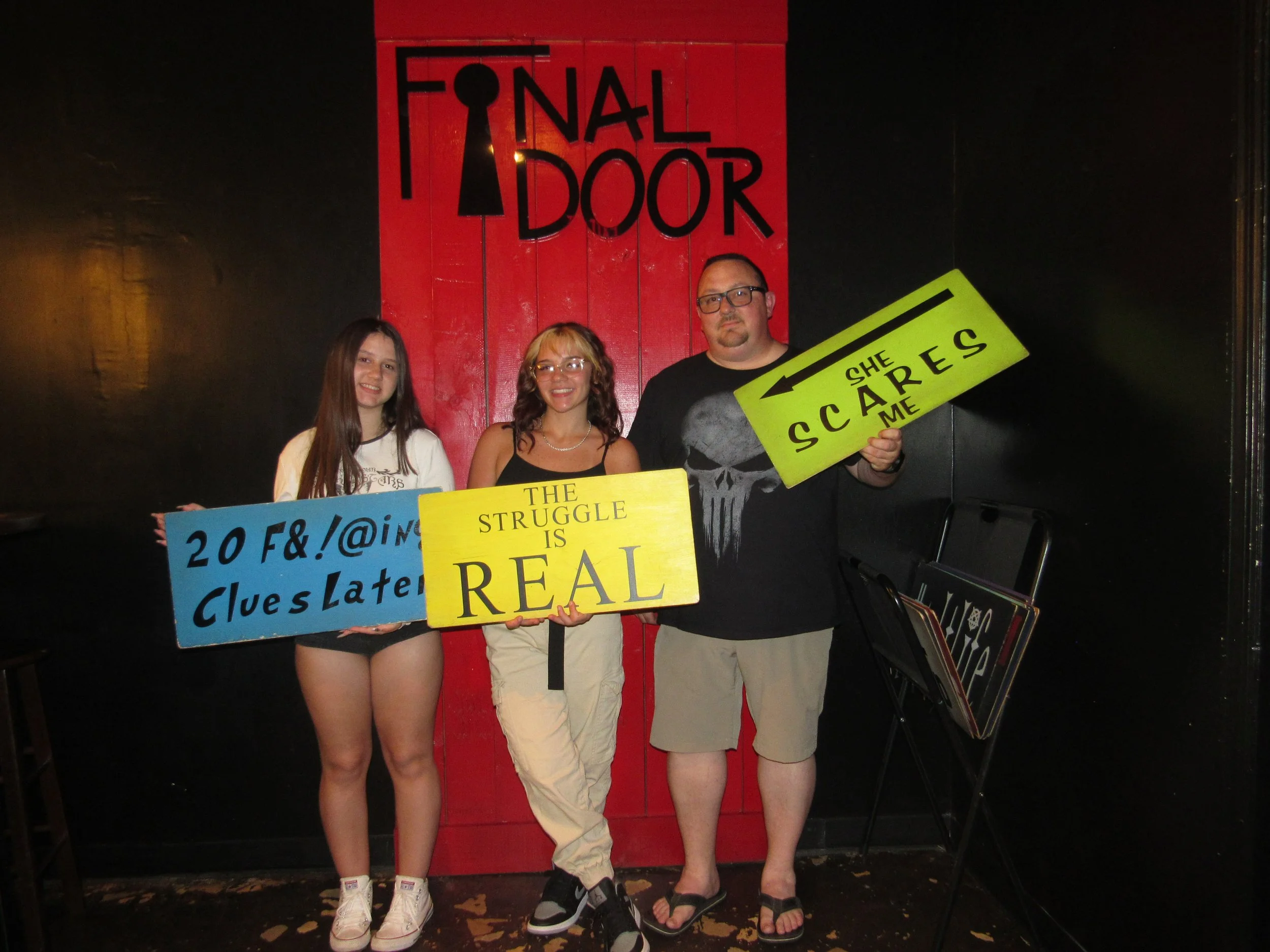 the-final-door-escape-room-columbia-sc-team-photos-07-21-23 (11).JPG