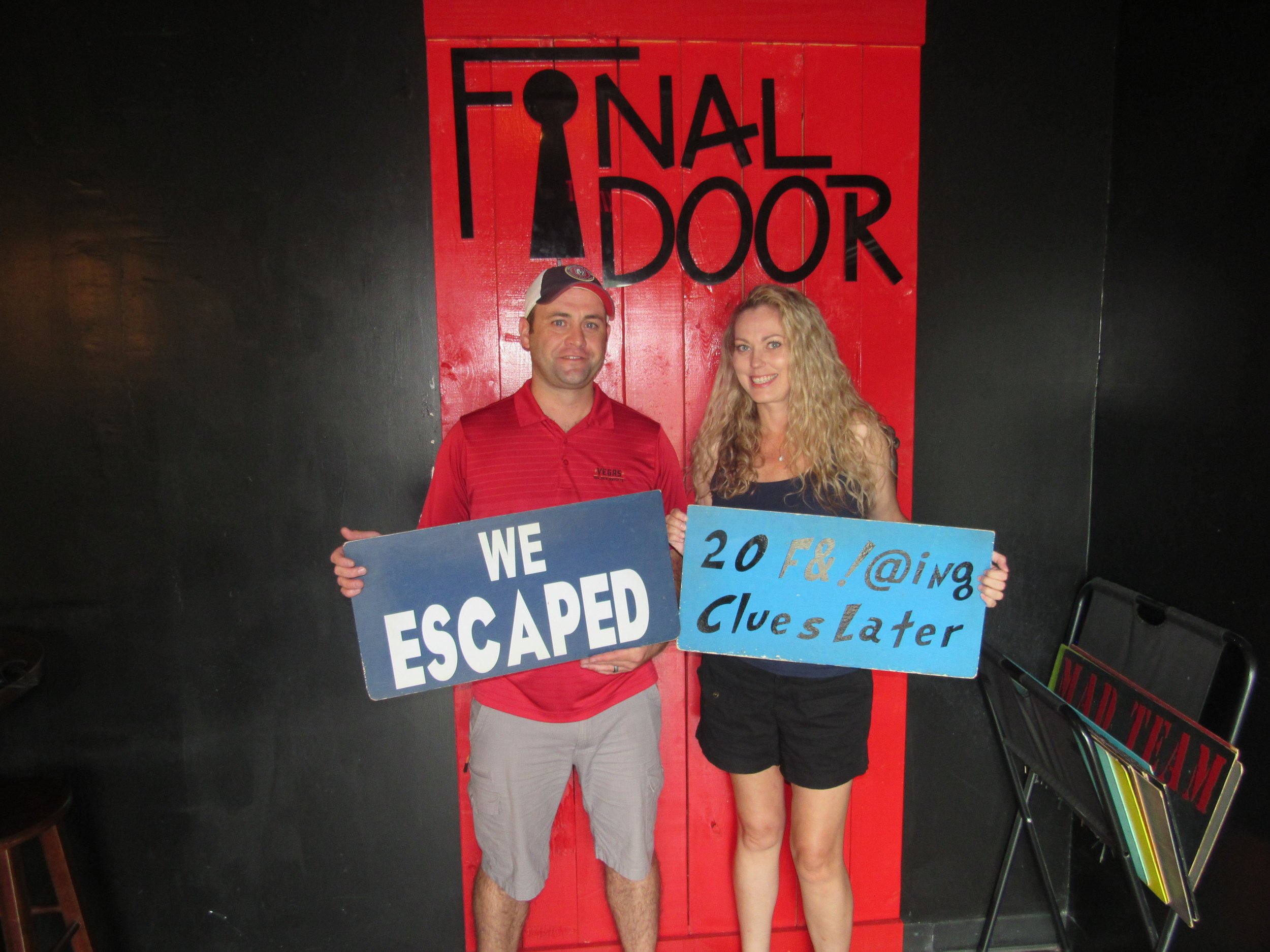 the-final-door-escape-room-columbia-sc-team-photos-07-29-23 (3).JPG
