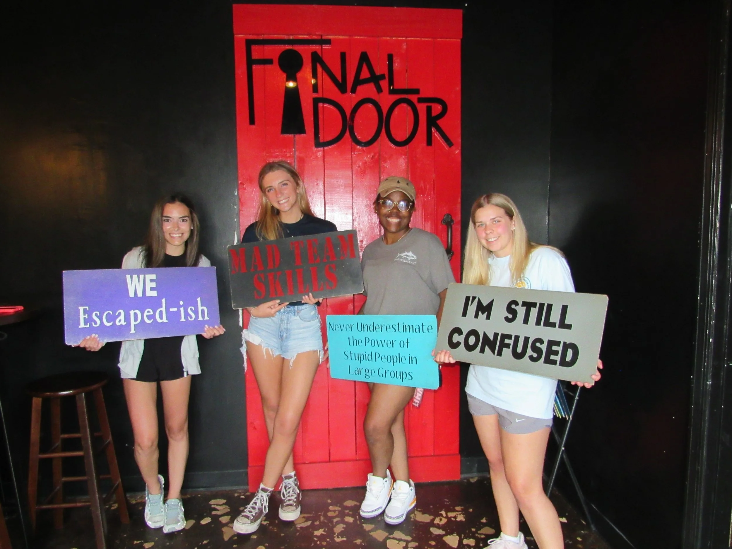 the-final-door-escape-room-columbia-sc-team-photos-08-04-23 (5).JPG