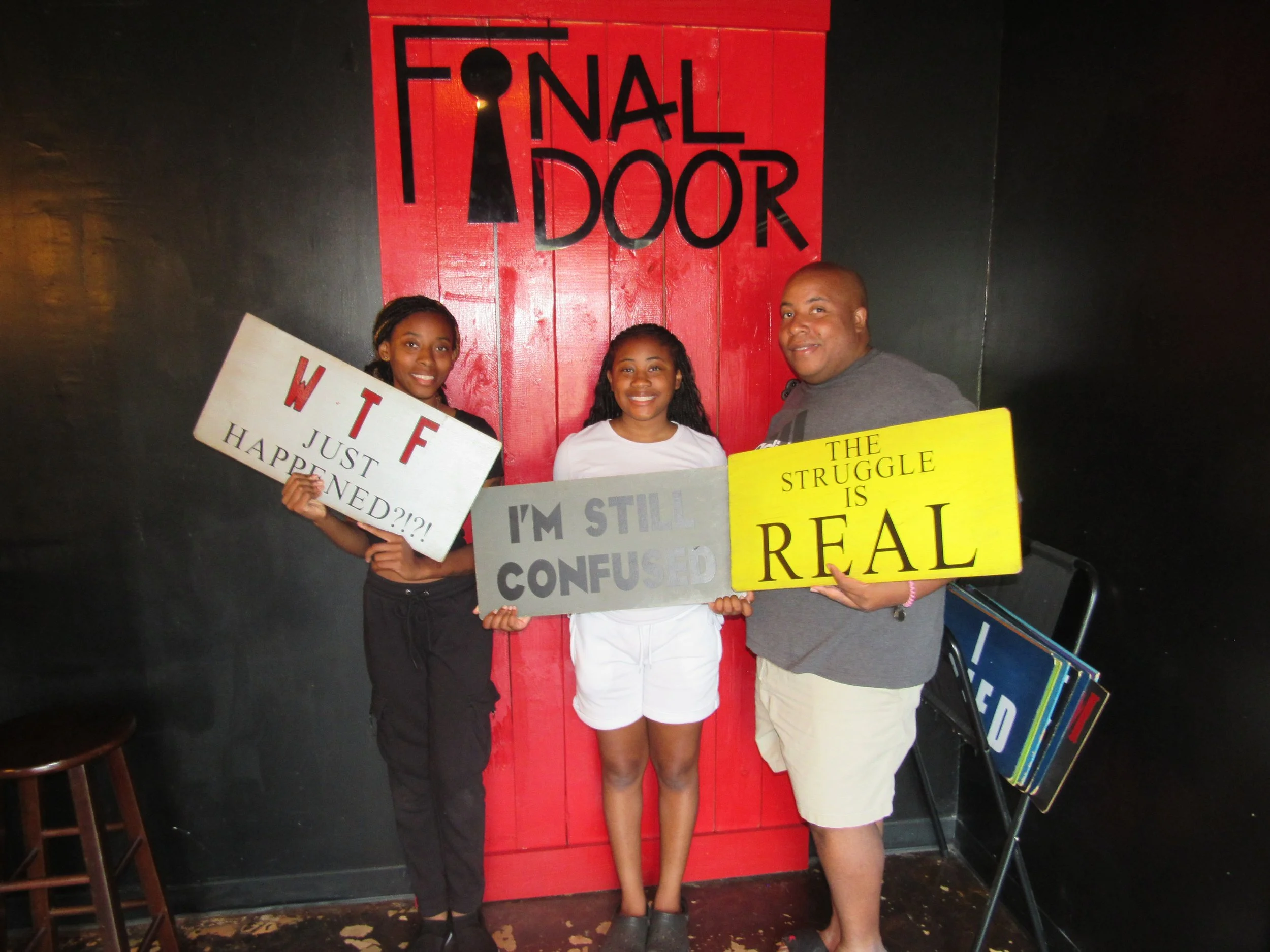 the-final-door-escape-room-columbia-sc-team-photos-08-04-23 (6).JPG