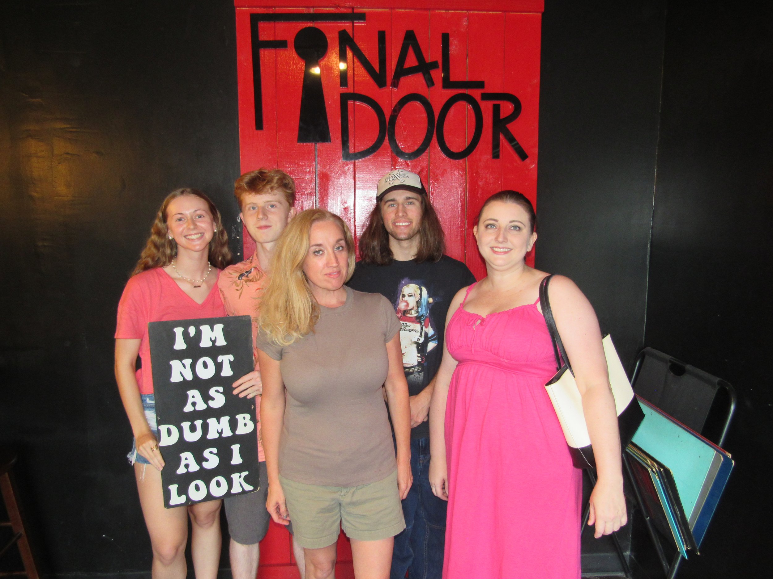 the-final-door-escape-room-columbia-sc-team-photos-08-06-23 (3).JPG