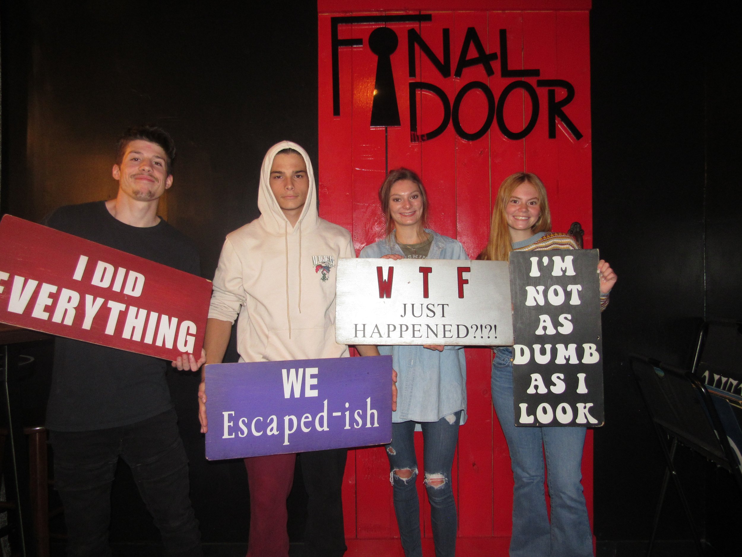 the-final-door-escape-room-columbia-sc-team-photos-08-09-23 (2).JPG
