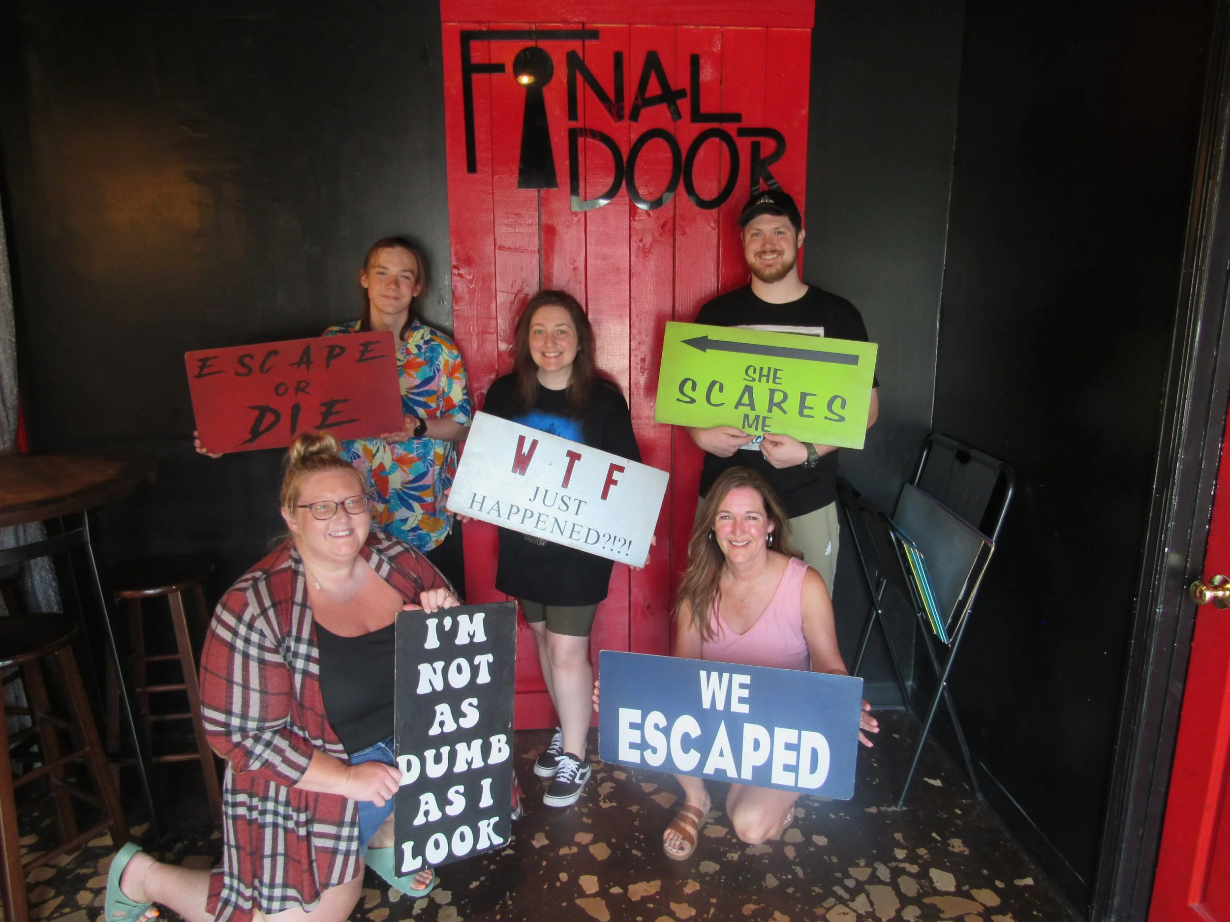 the-final-door-escape-room-columbia-sc-team-photos-08-12-23 (3).JPG