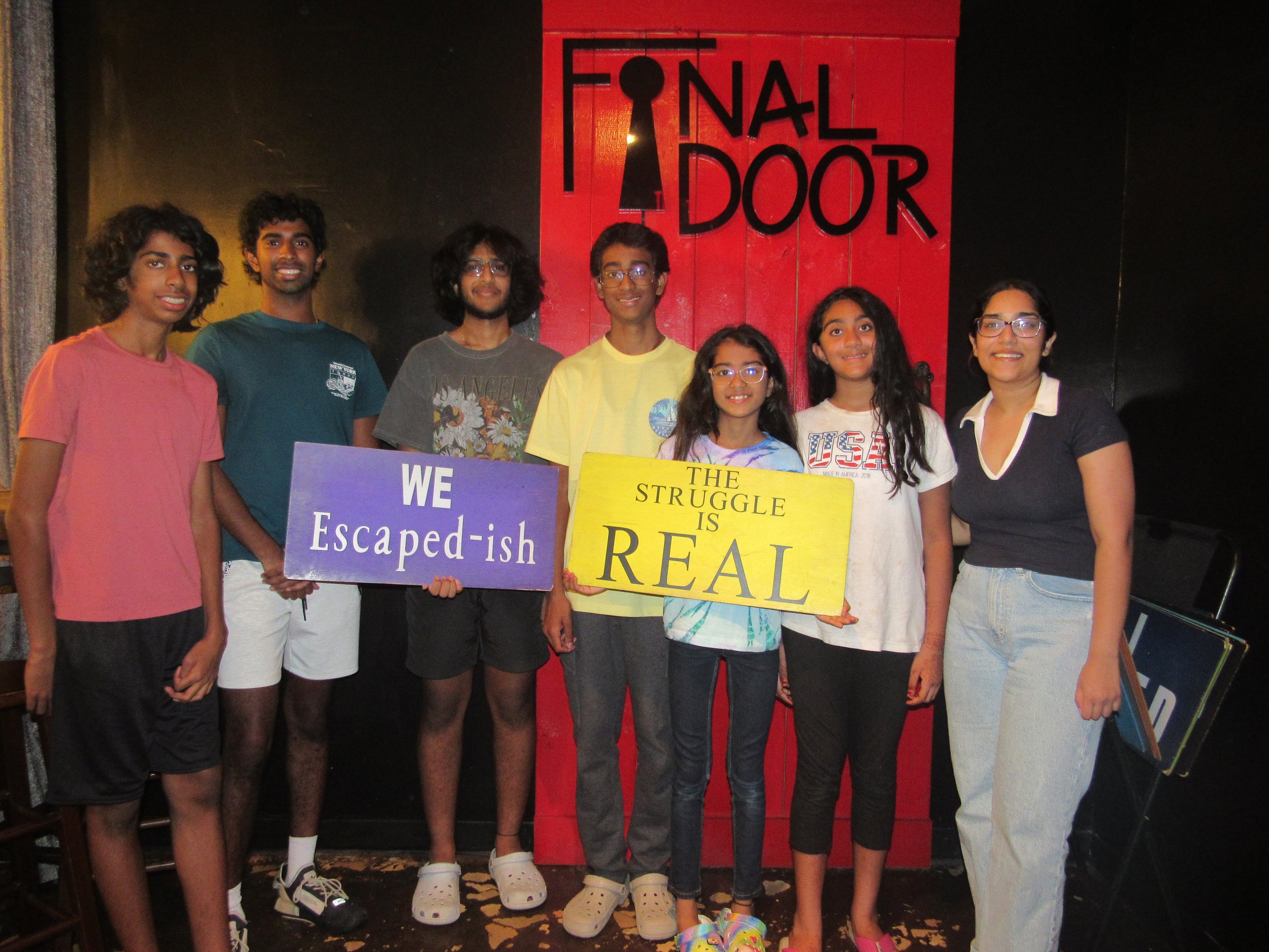 the-final-door-escape-room-columbia-sc-team-photos-08-13-23 (2).JPG