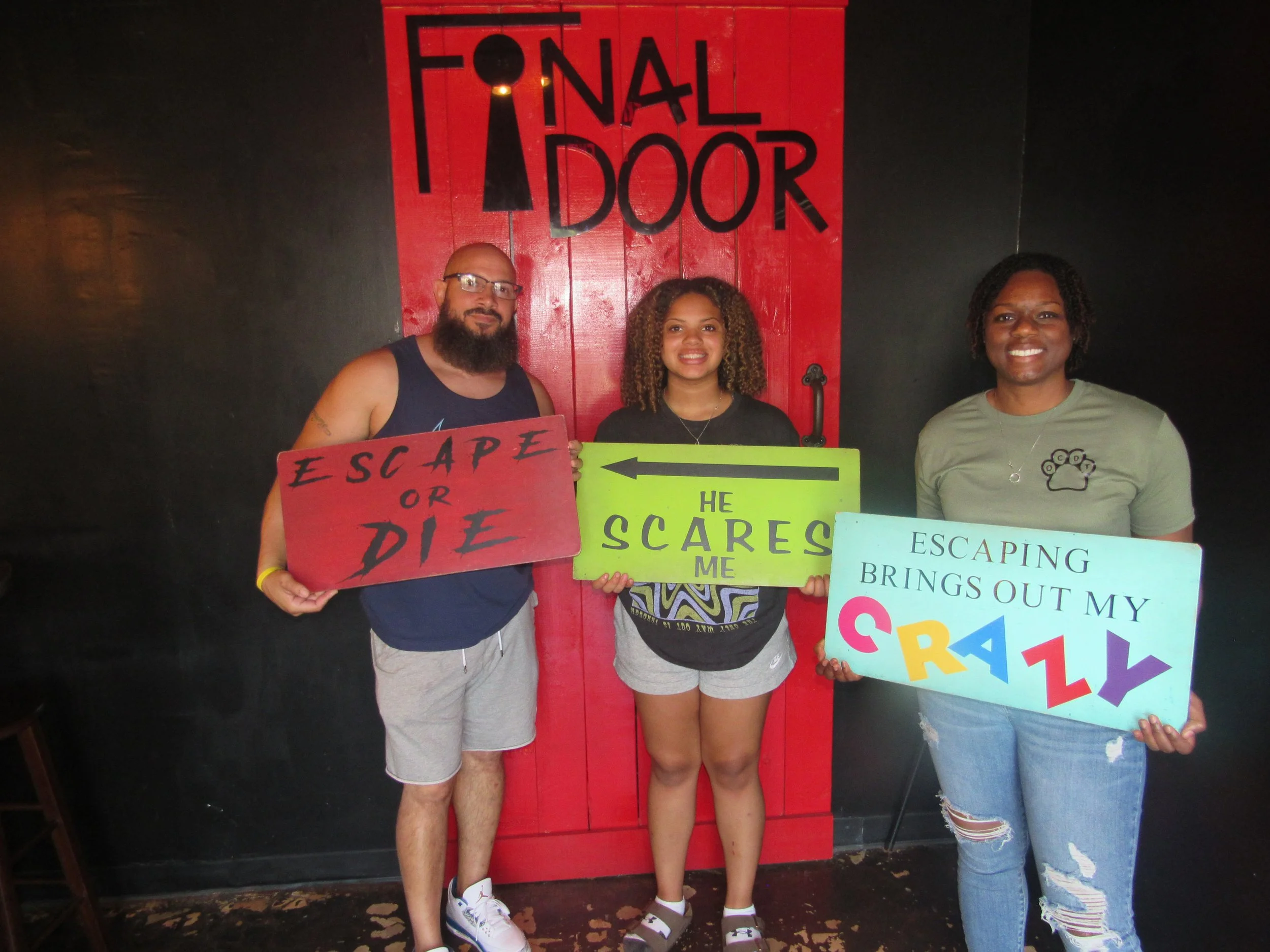 the-final-door-escape-room-columbia-sc-team-photos-08-19-23 (4).JPG